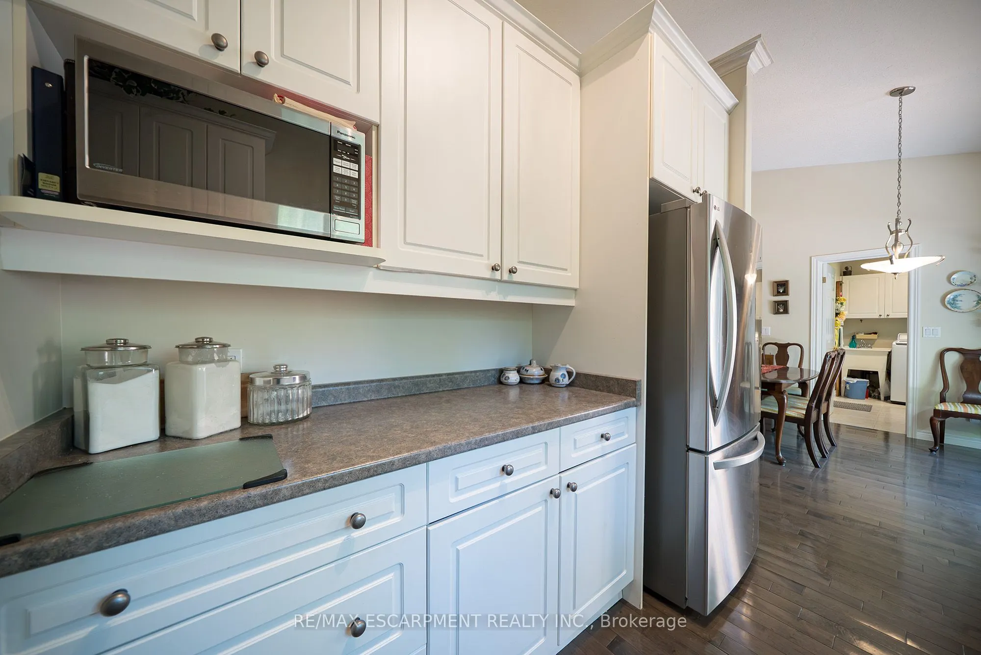 24 Hardy Road, #8