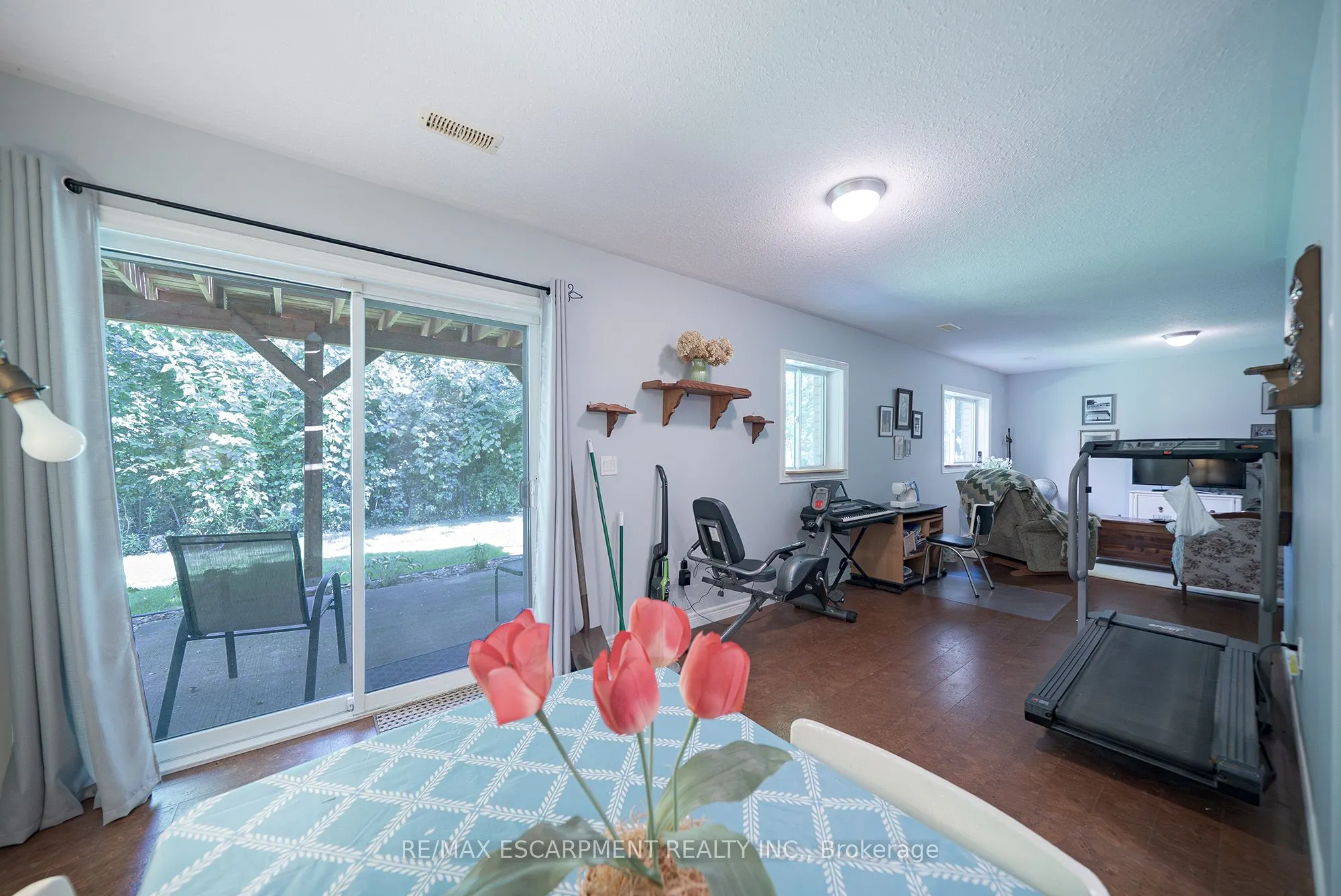 24 Hardy Road, #8