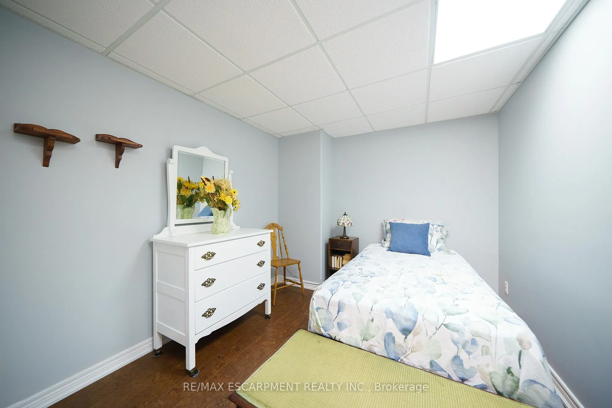 24 Hardy Road, #8