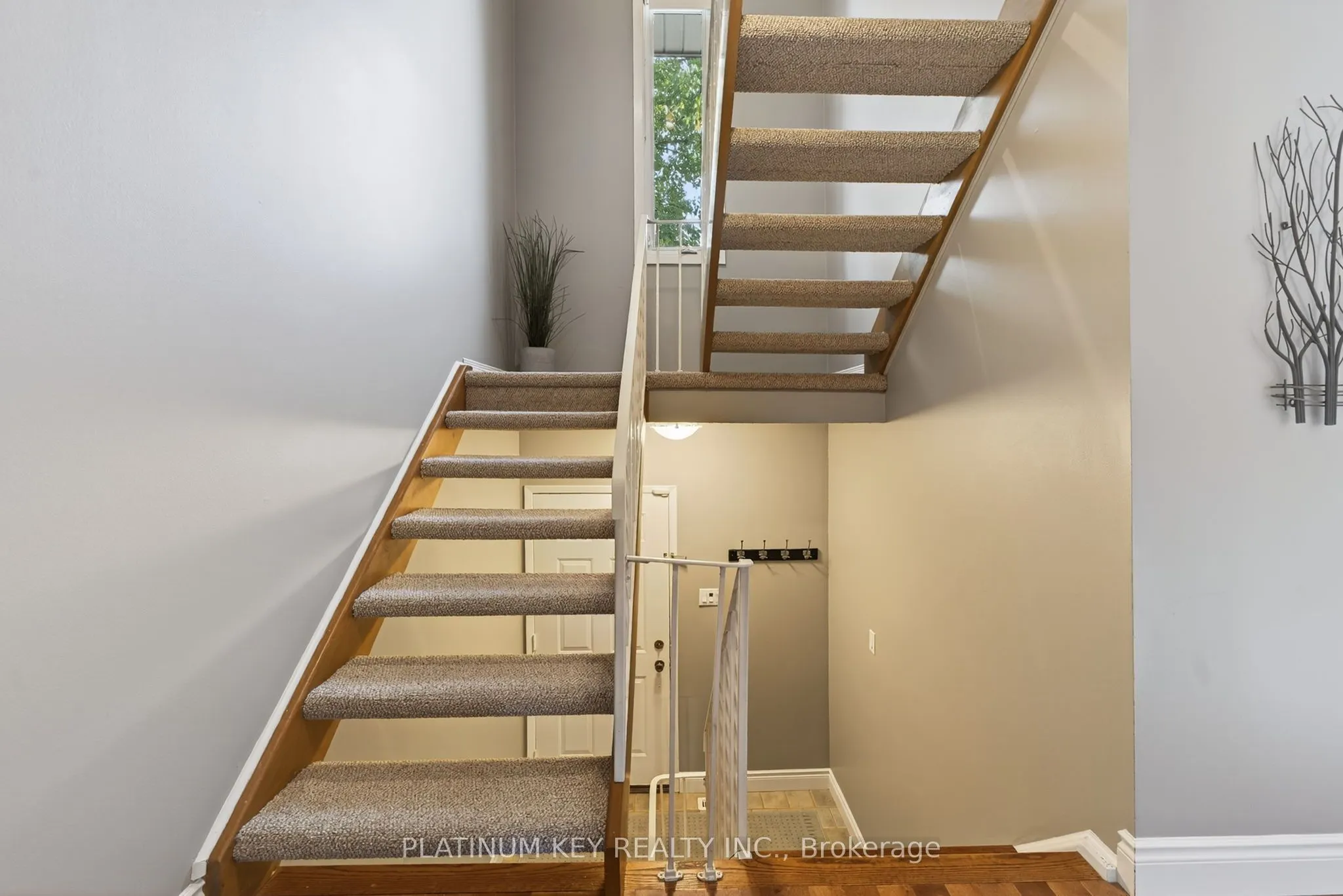 295 Wilkins Street, #27