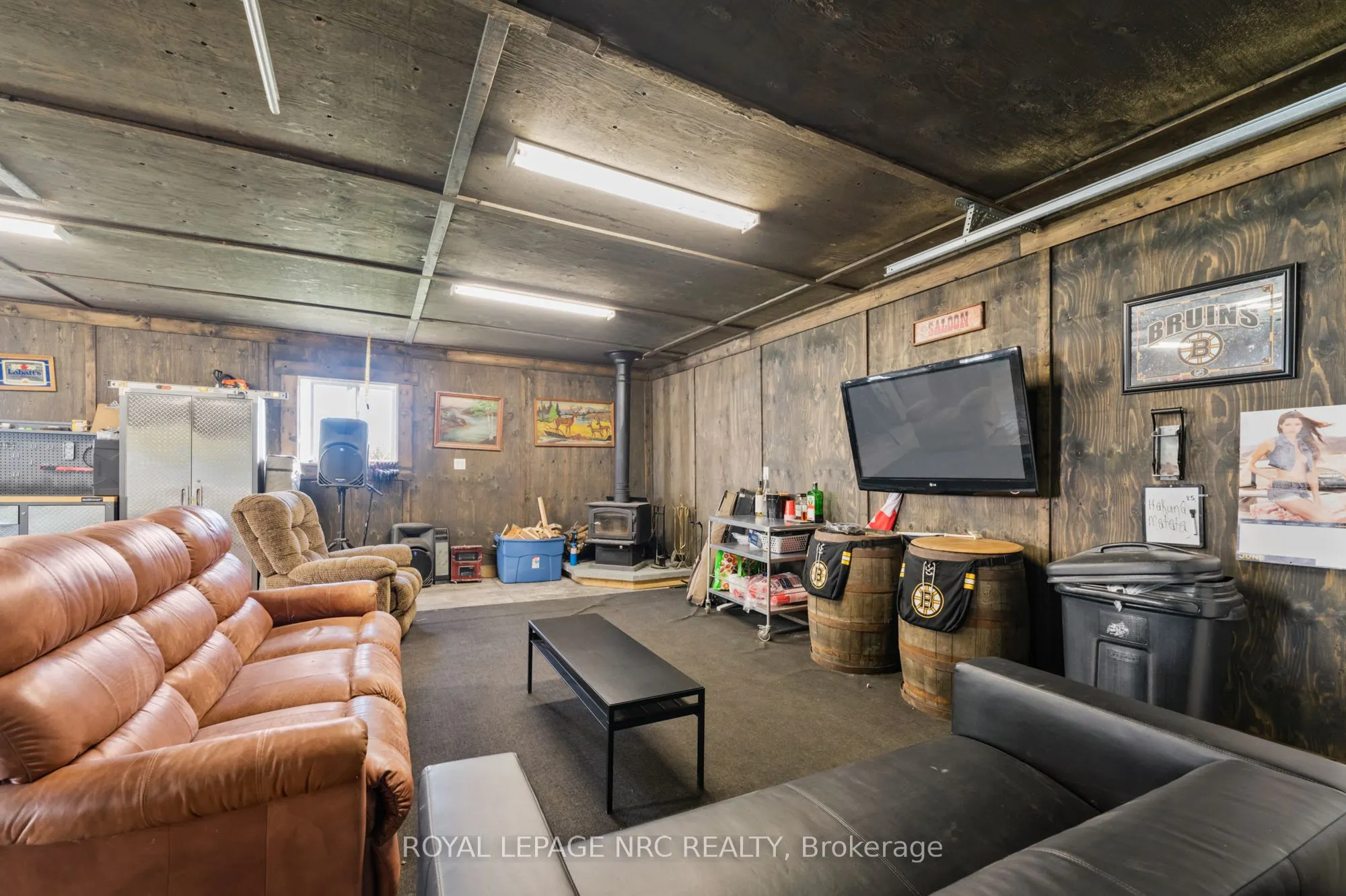 4692 GILMORE Road