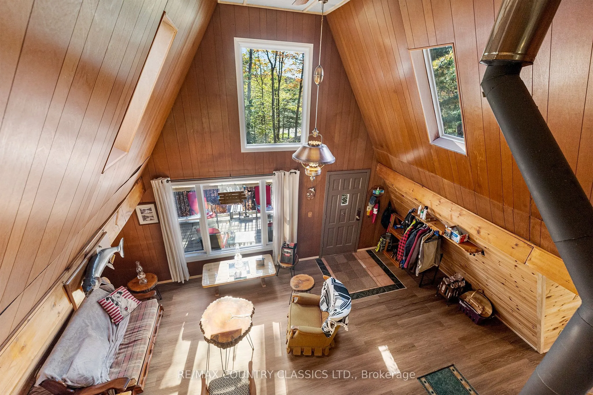 1201 MORAINE Drive