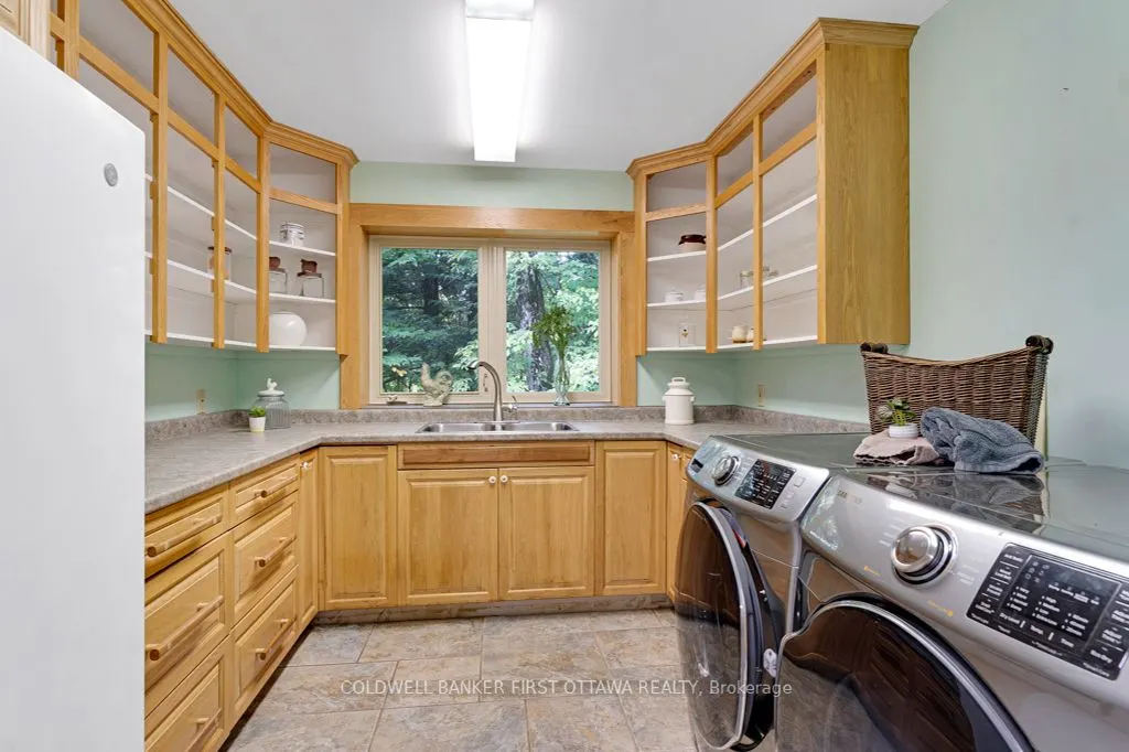 139 Sheil Drive