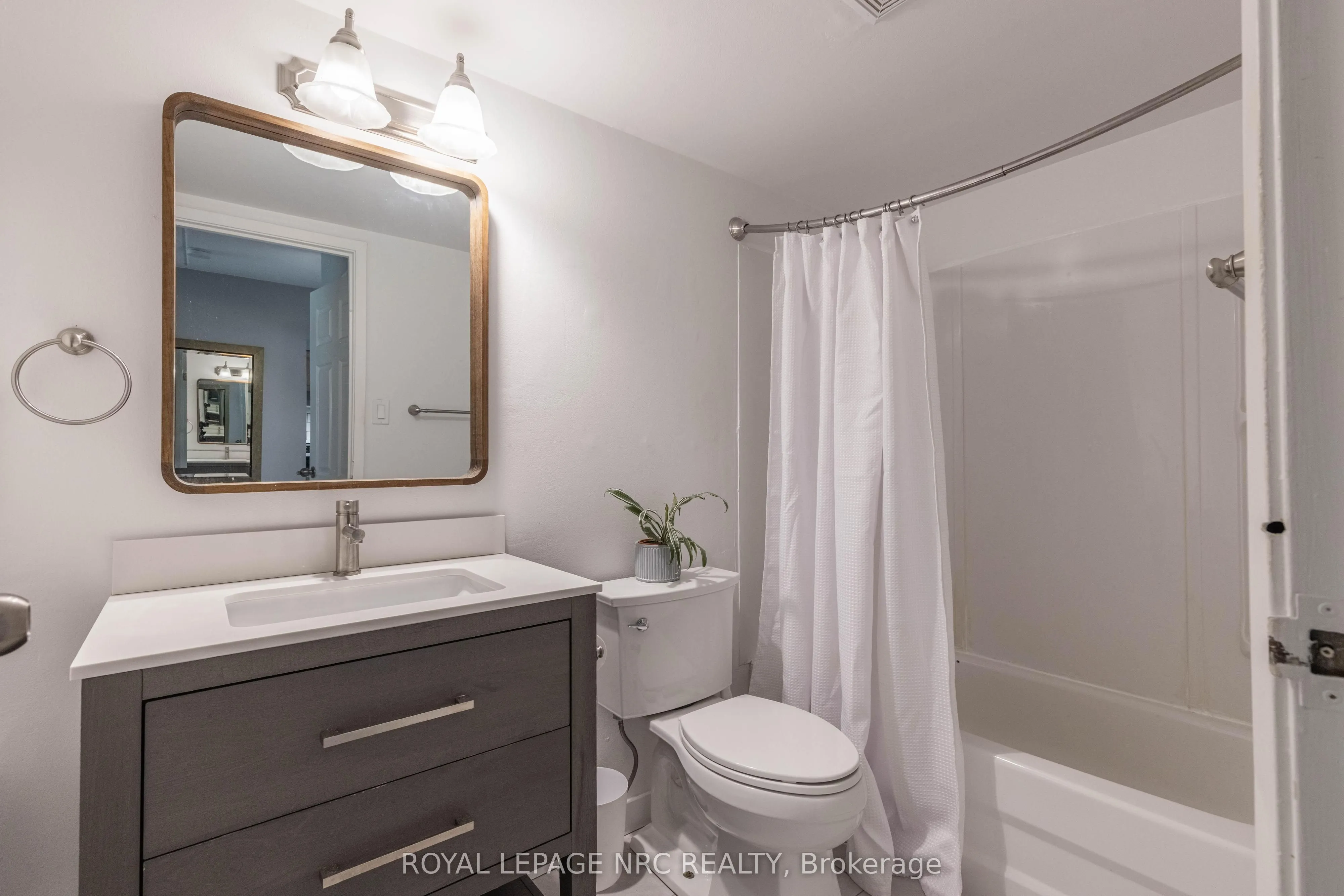 41 Rykert Street, #207