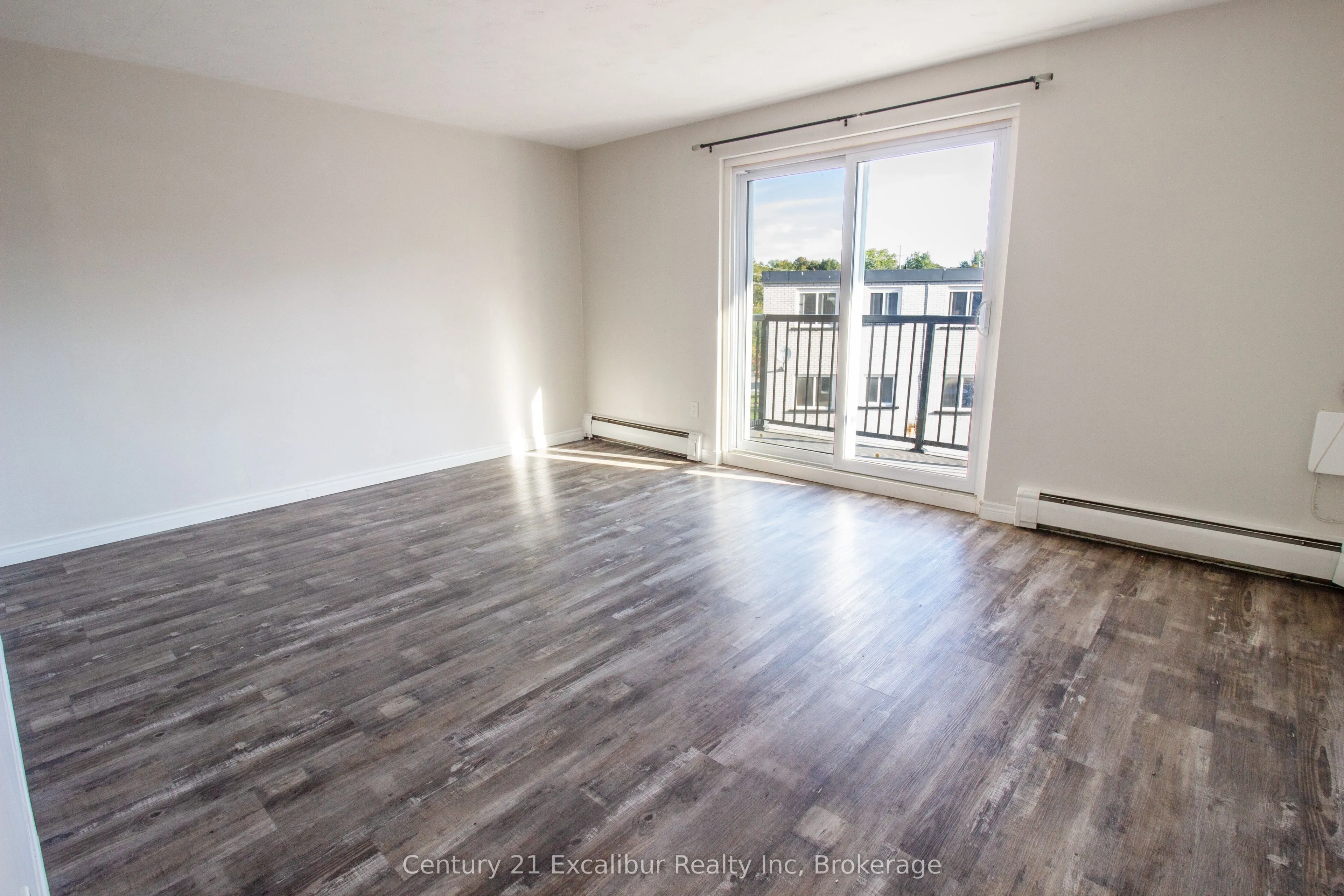 320 Queen Street E, #16