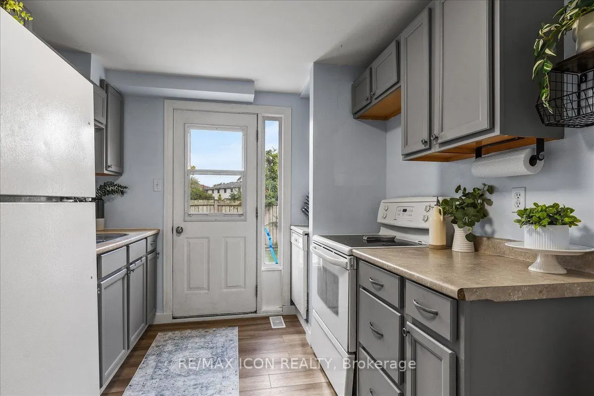 331 Preston Parkway