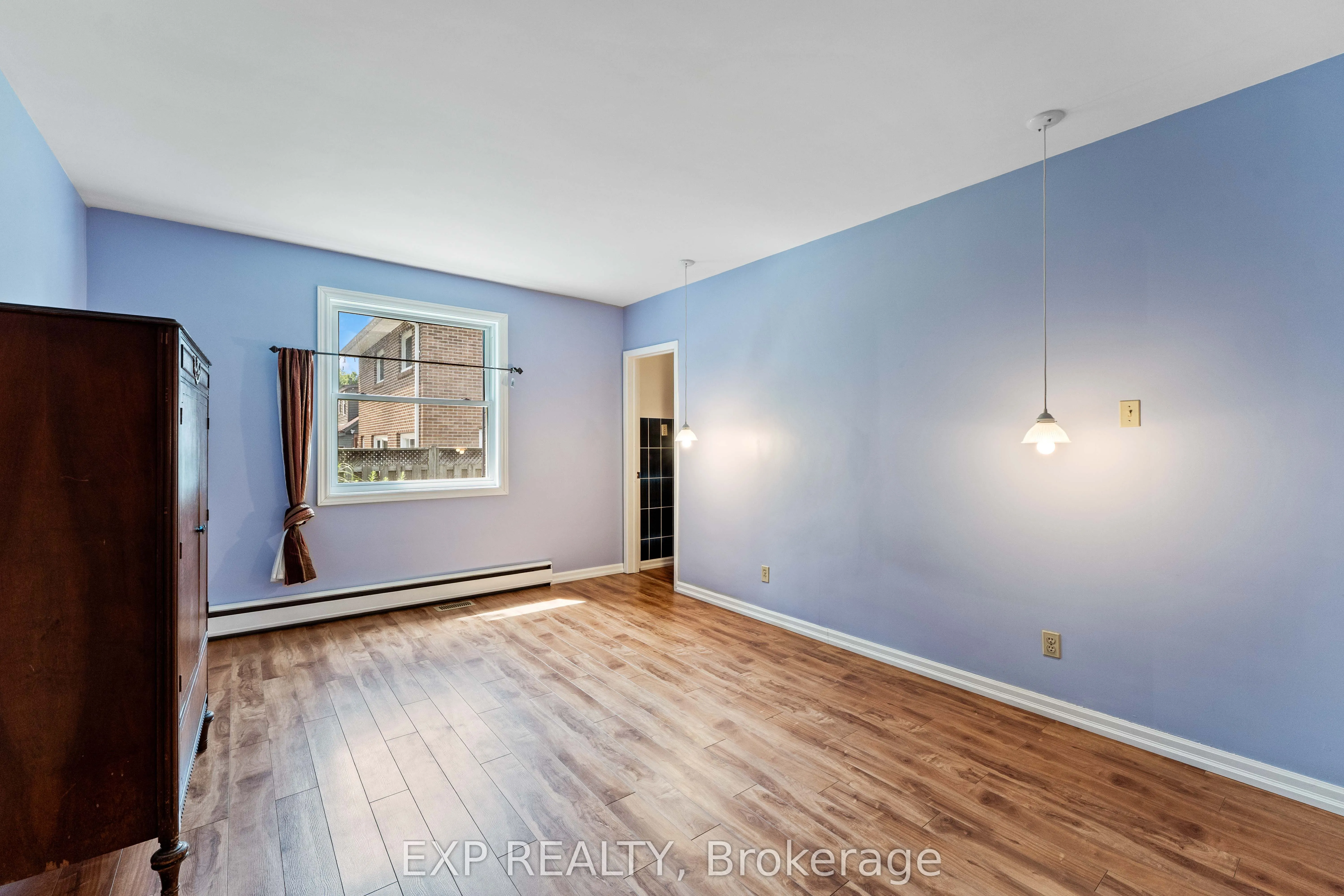 395 Brown Street