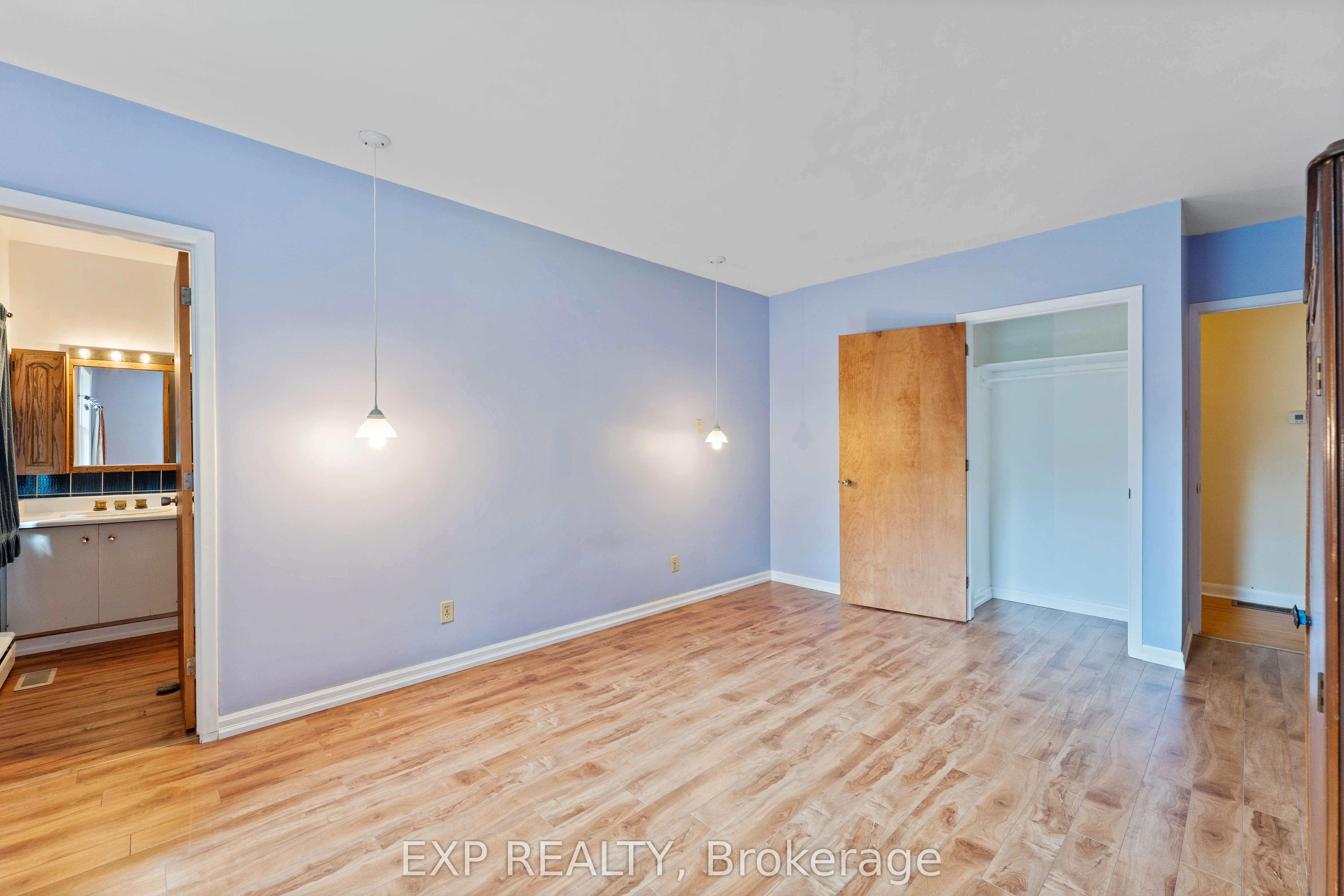 395 Brown Street