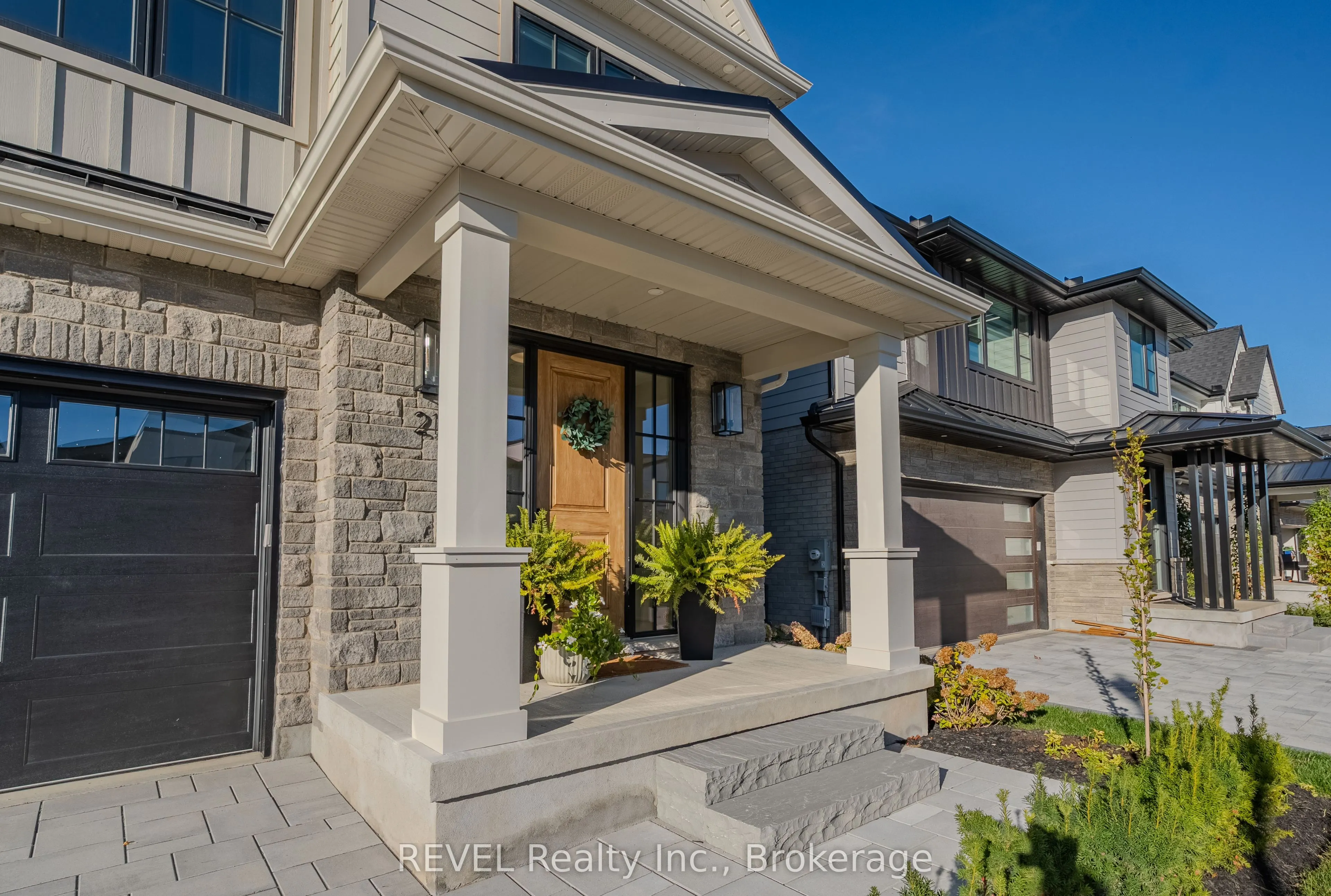 21 Arsenault Crescent