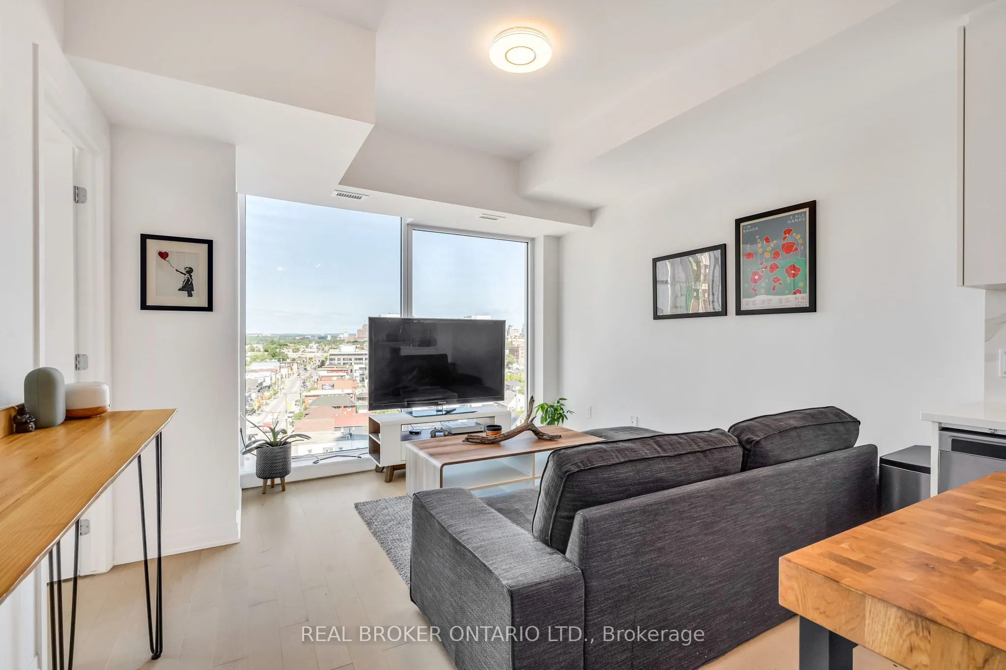 805 Carling Avenue, #802