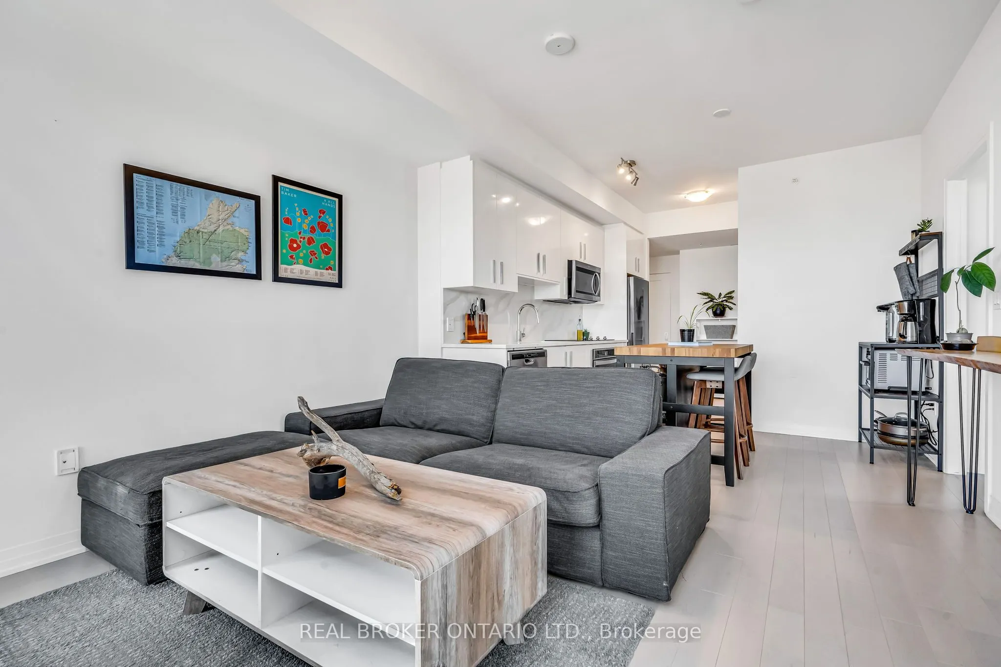 805 Carling Avenue, #802