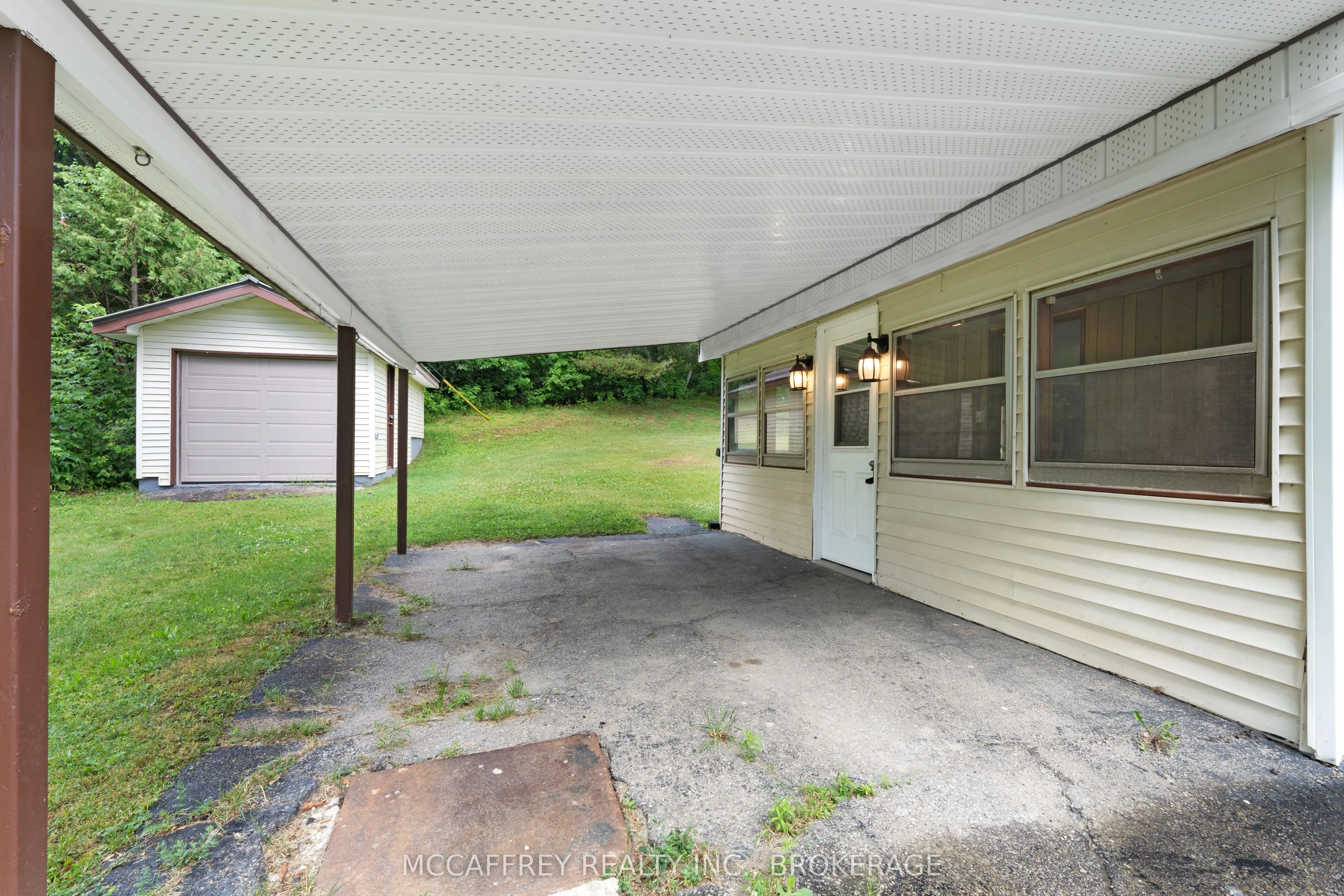 333 Burridge Road
