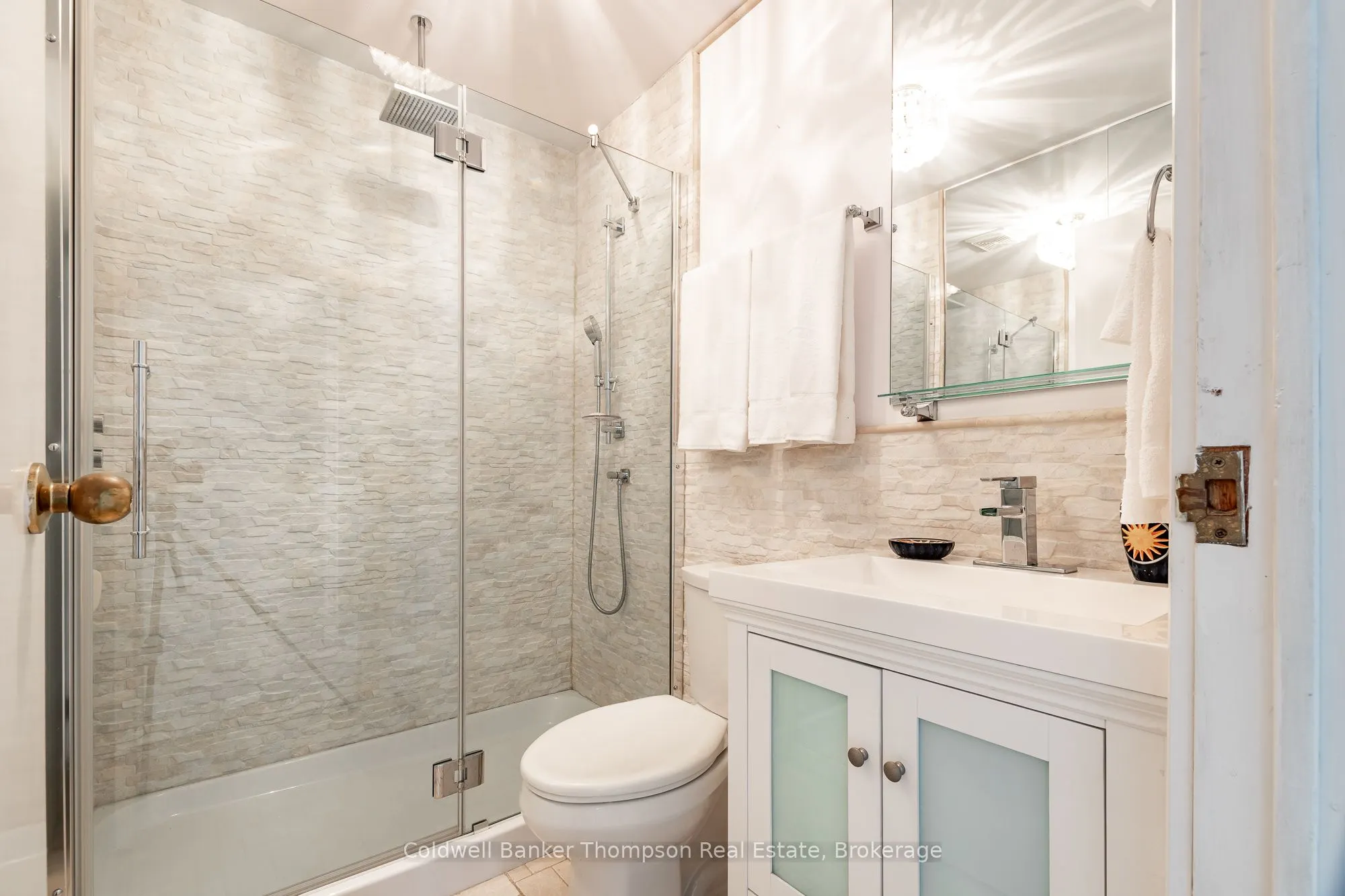 124 Hutcheson Beach Road