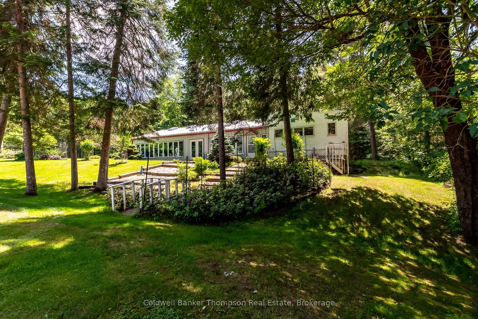 124 Hutcheson Beach Road