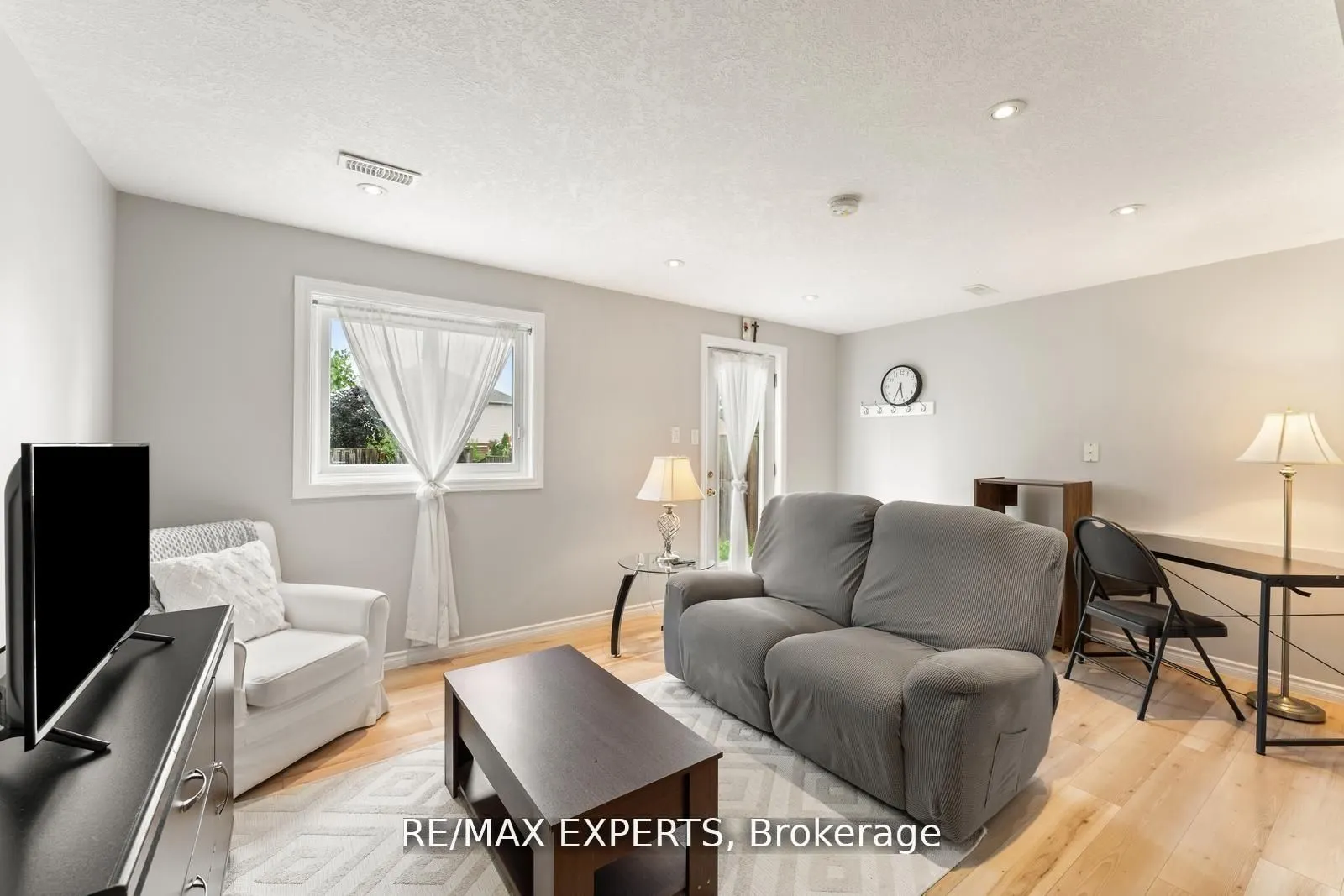 56 Steepleridge Street