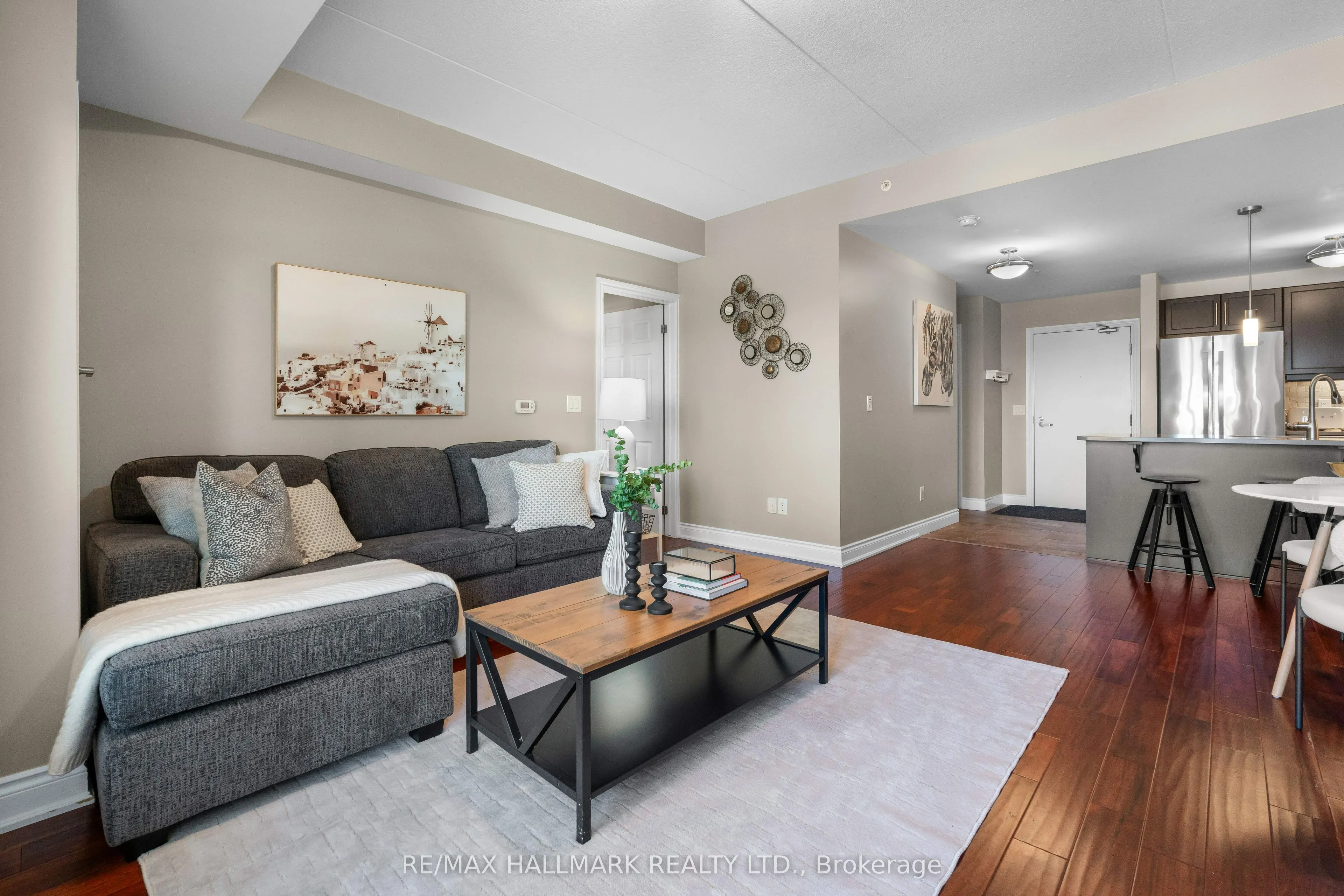 106 Bard Boulevard, #302
