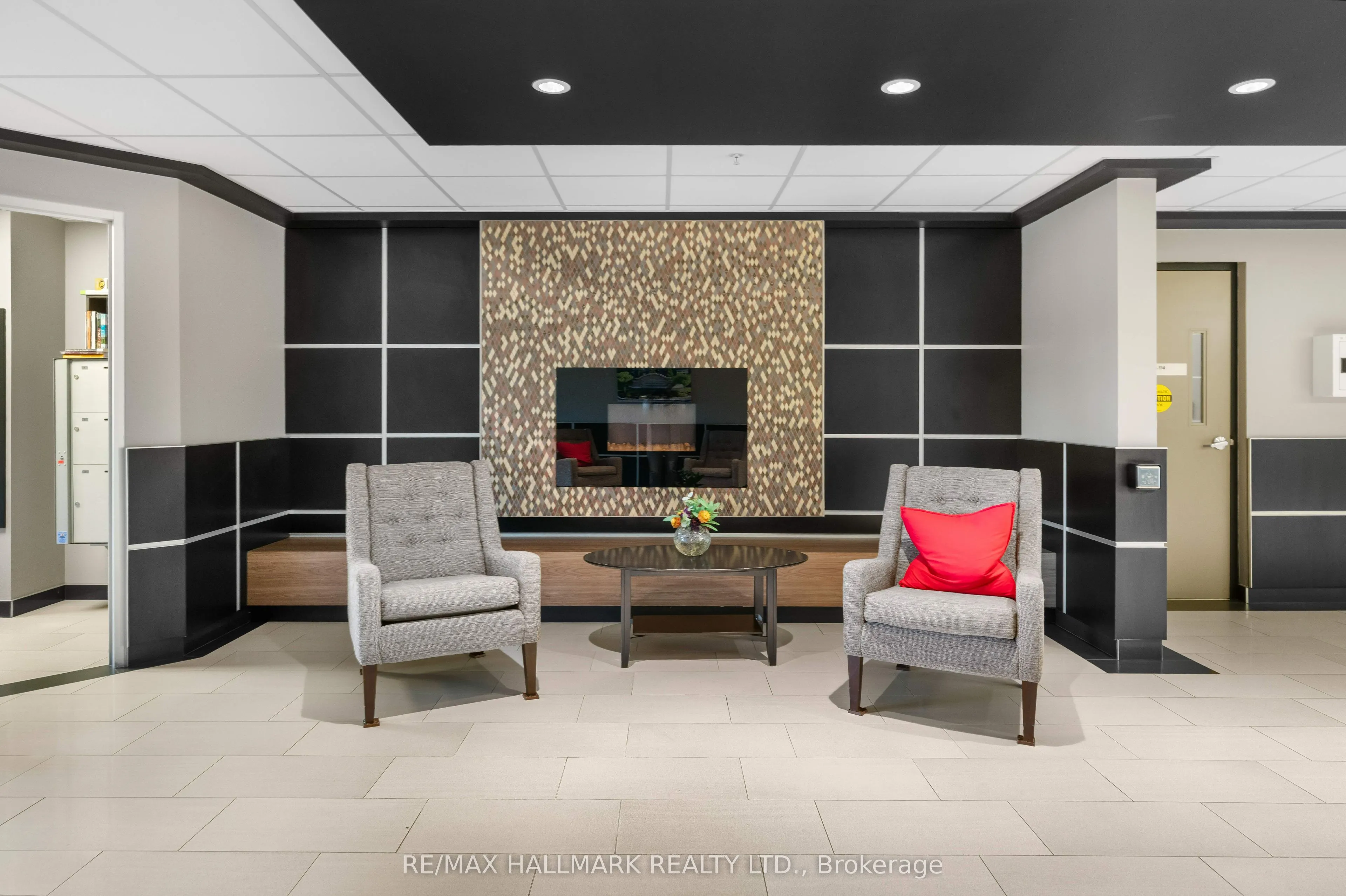 106 Bard Boulevard, #302