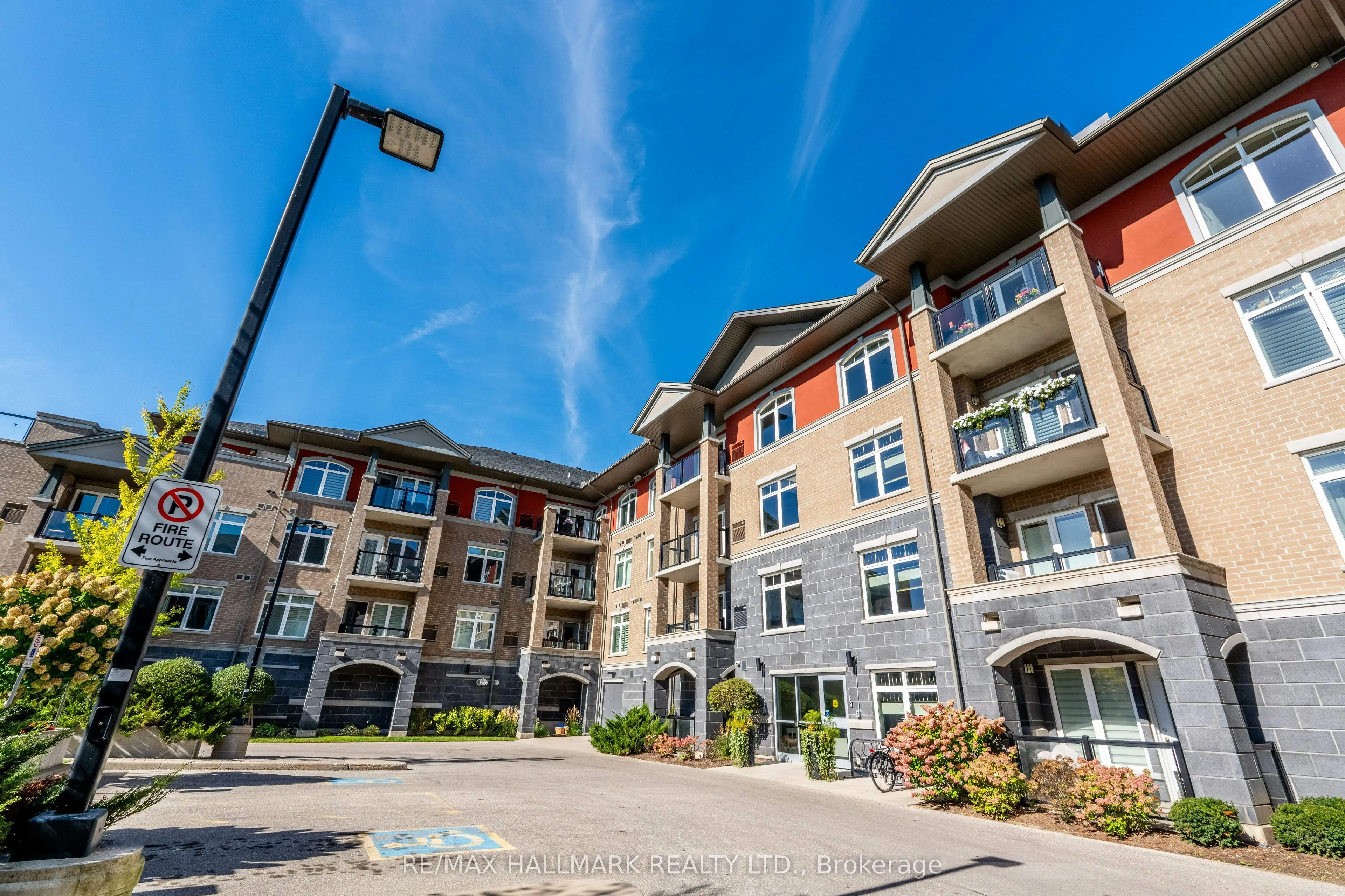 106 Bard Boulevard, #302