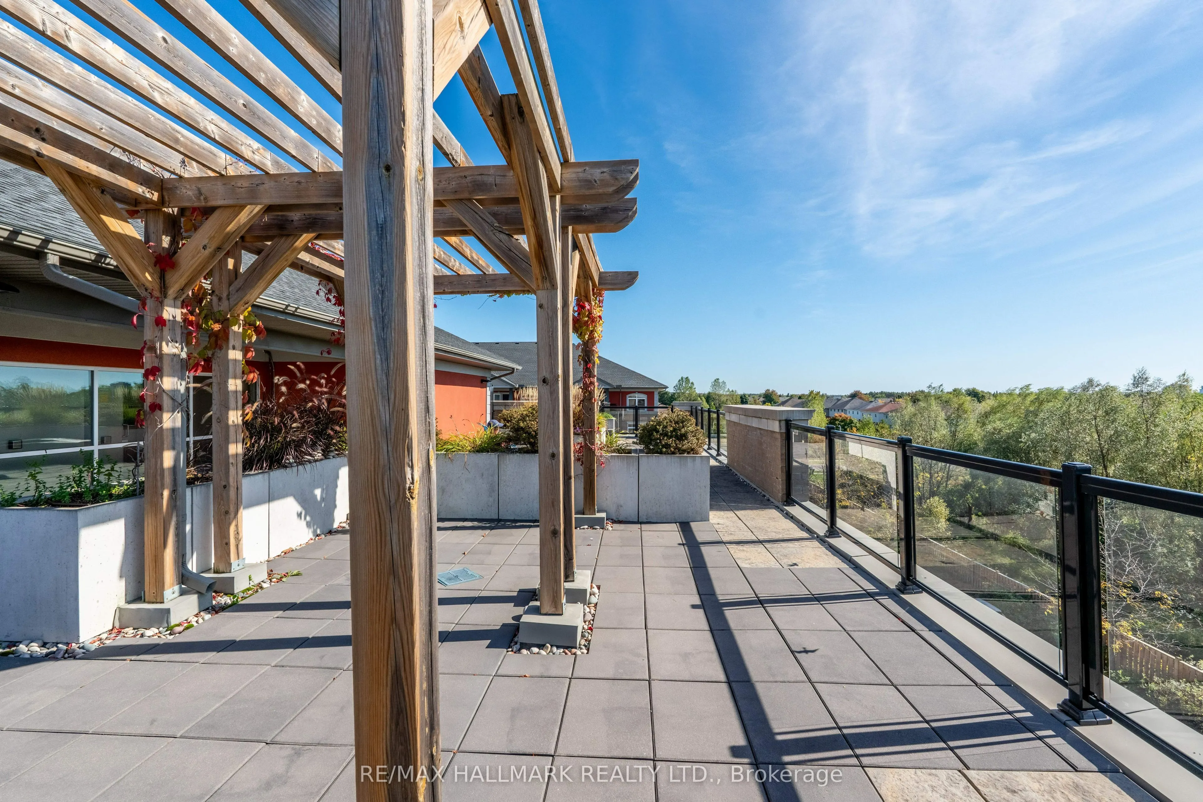 106 Bard Boulevard, #302