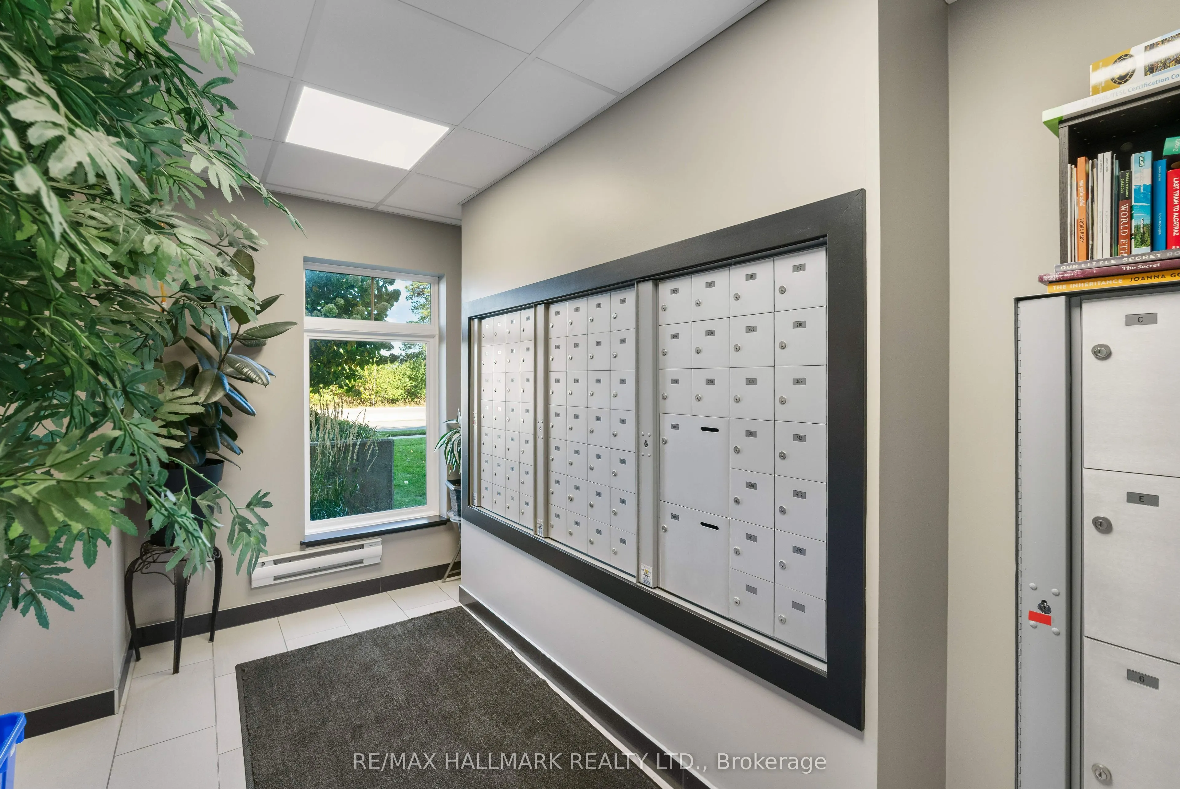 106 Bard Boulevard, #302