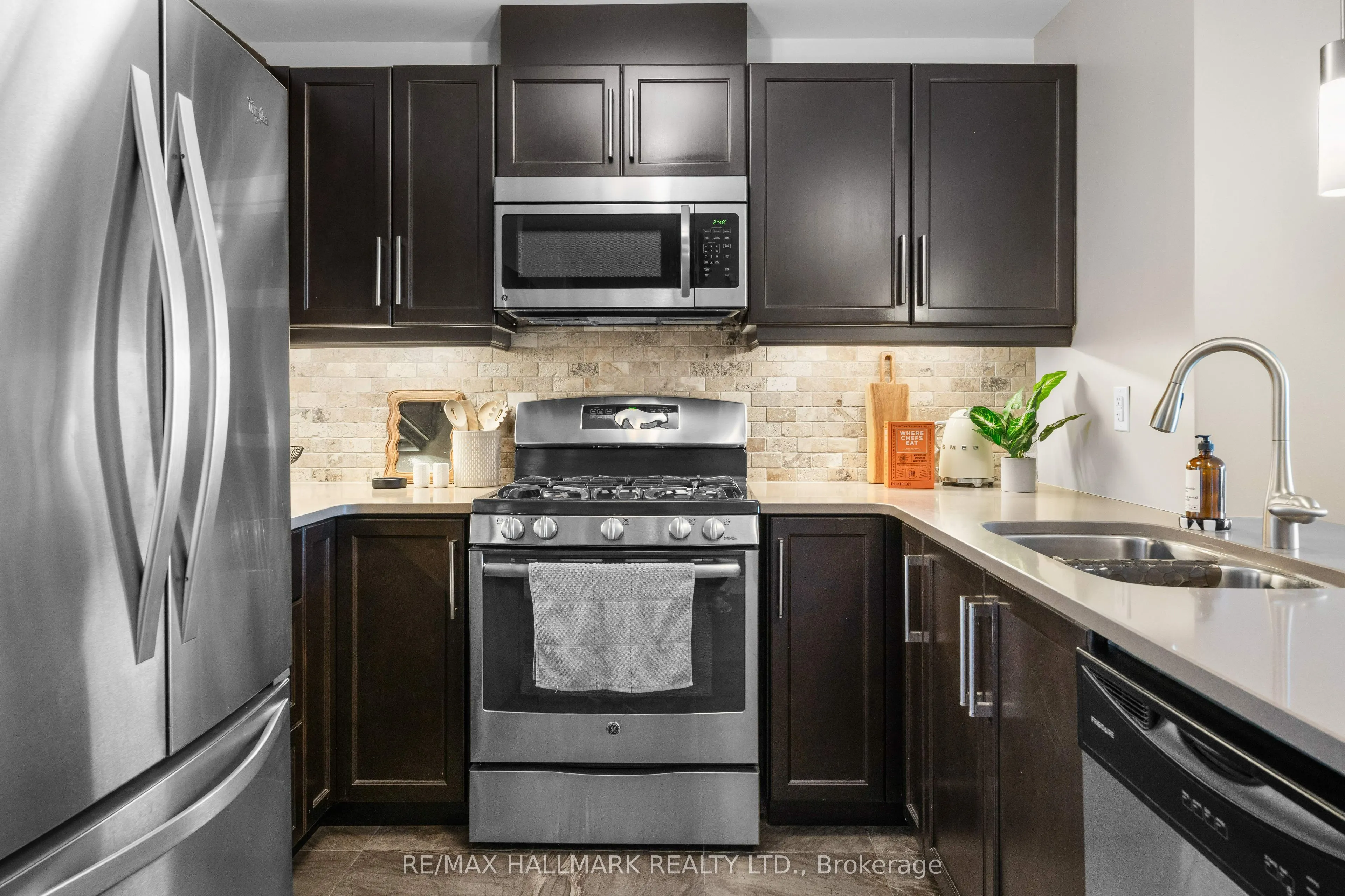 106 Bard Boulevard, #302