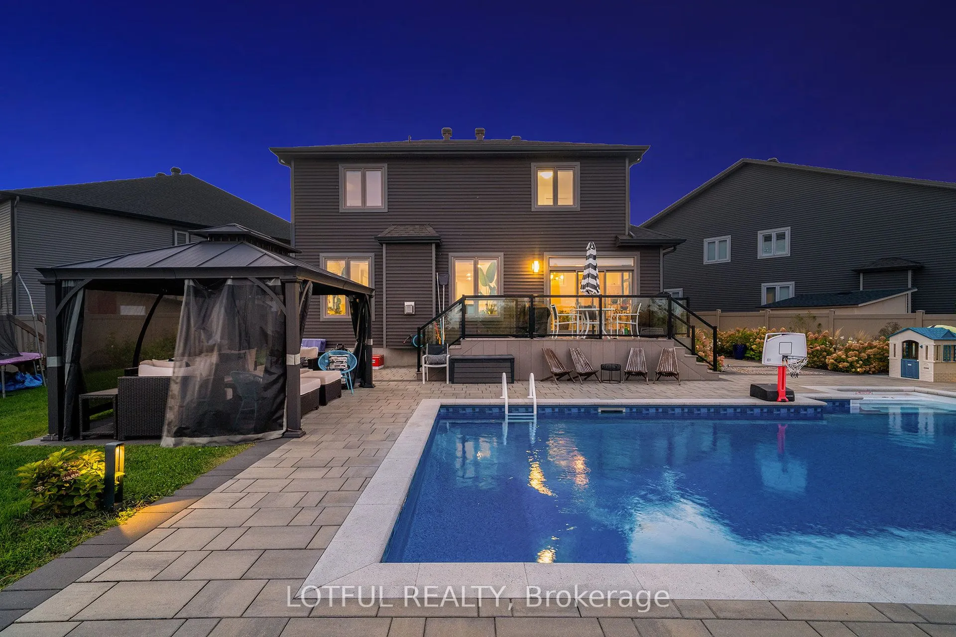 71 Aridus Crescent