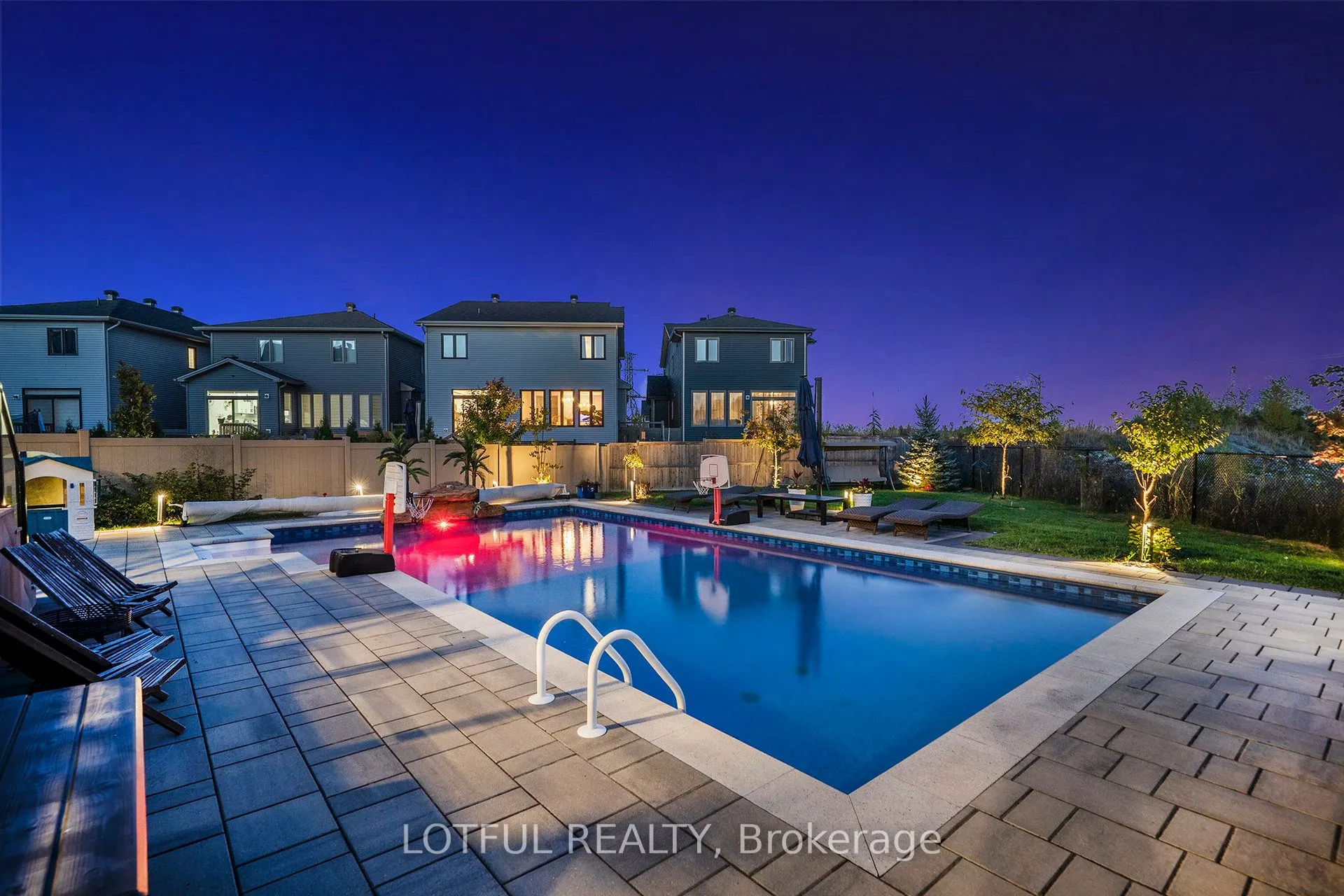 71 Aridus Crescent