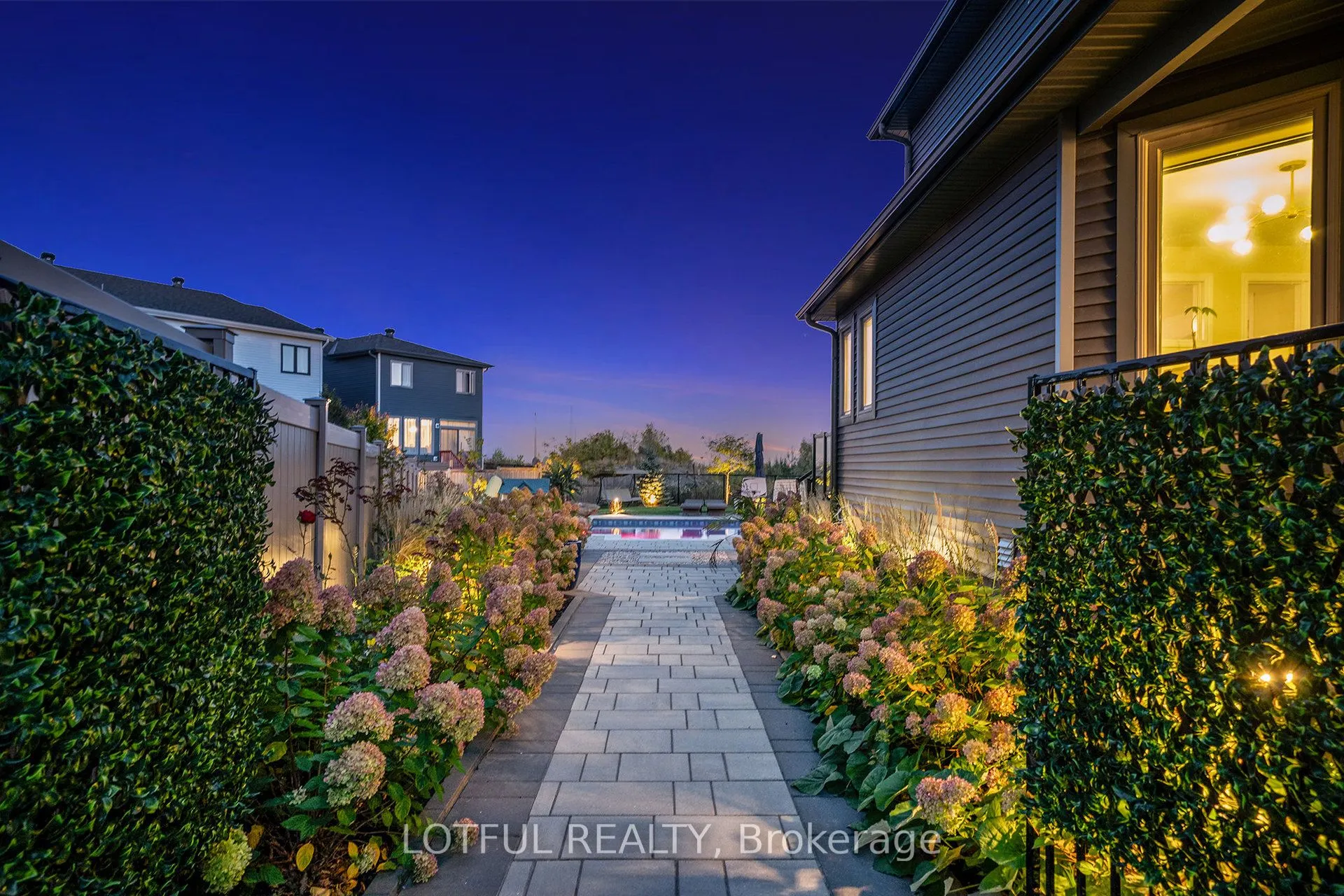 71 Aridus Crescent