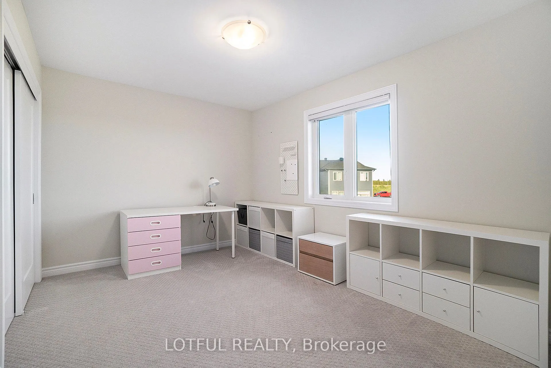 71 Aridus Crescent