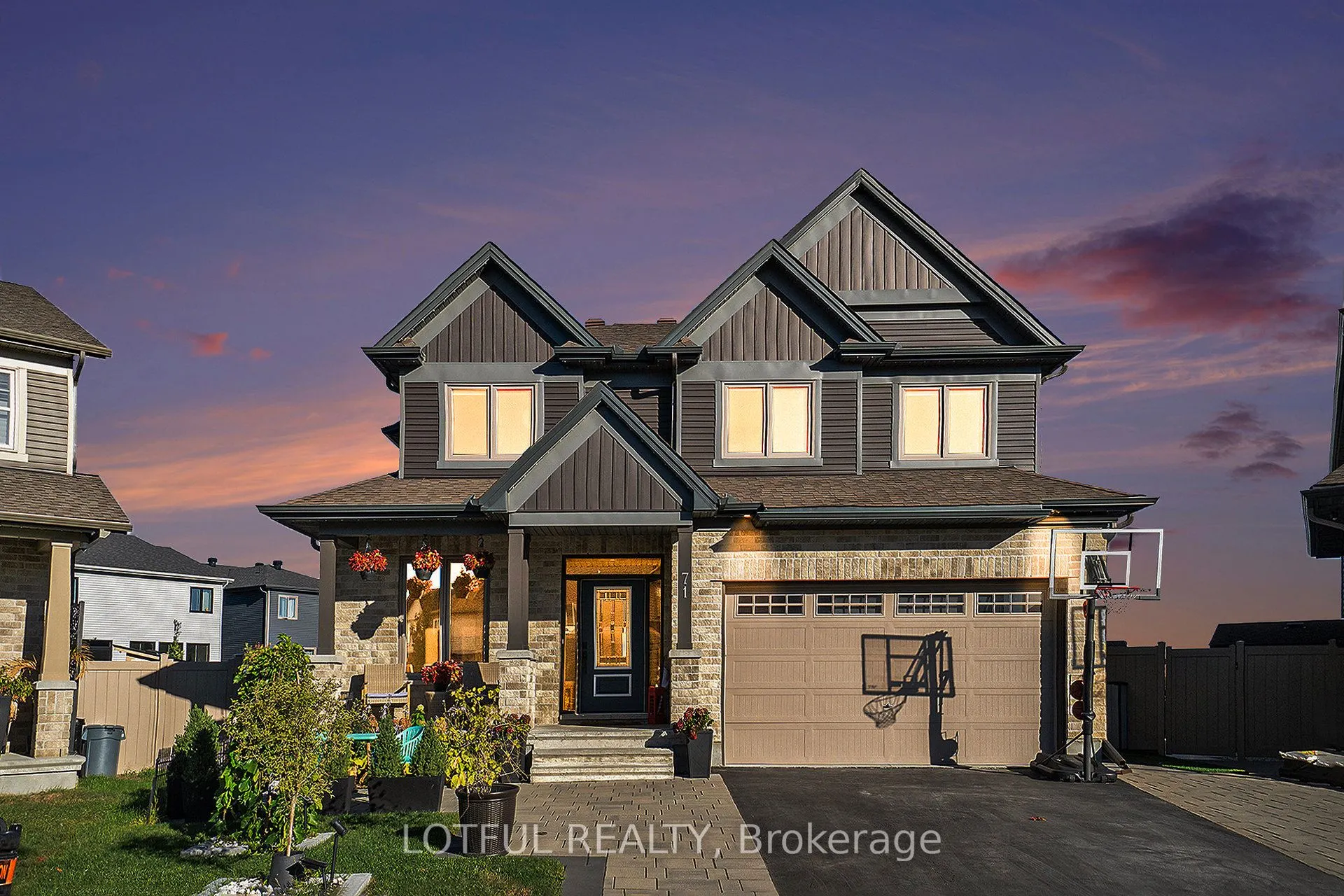 71 Aridus Crescent