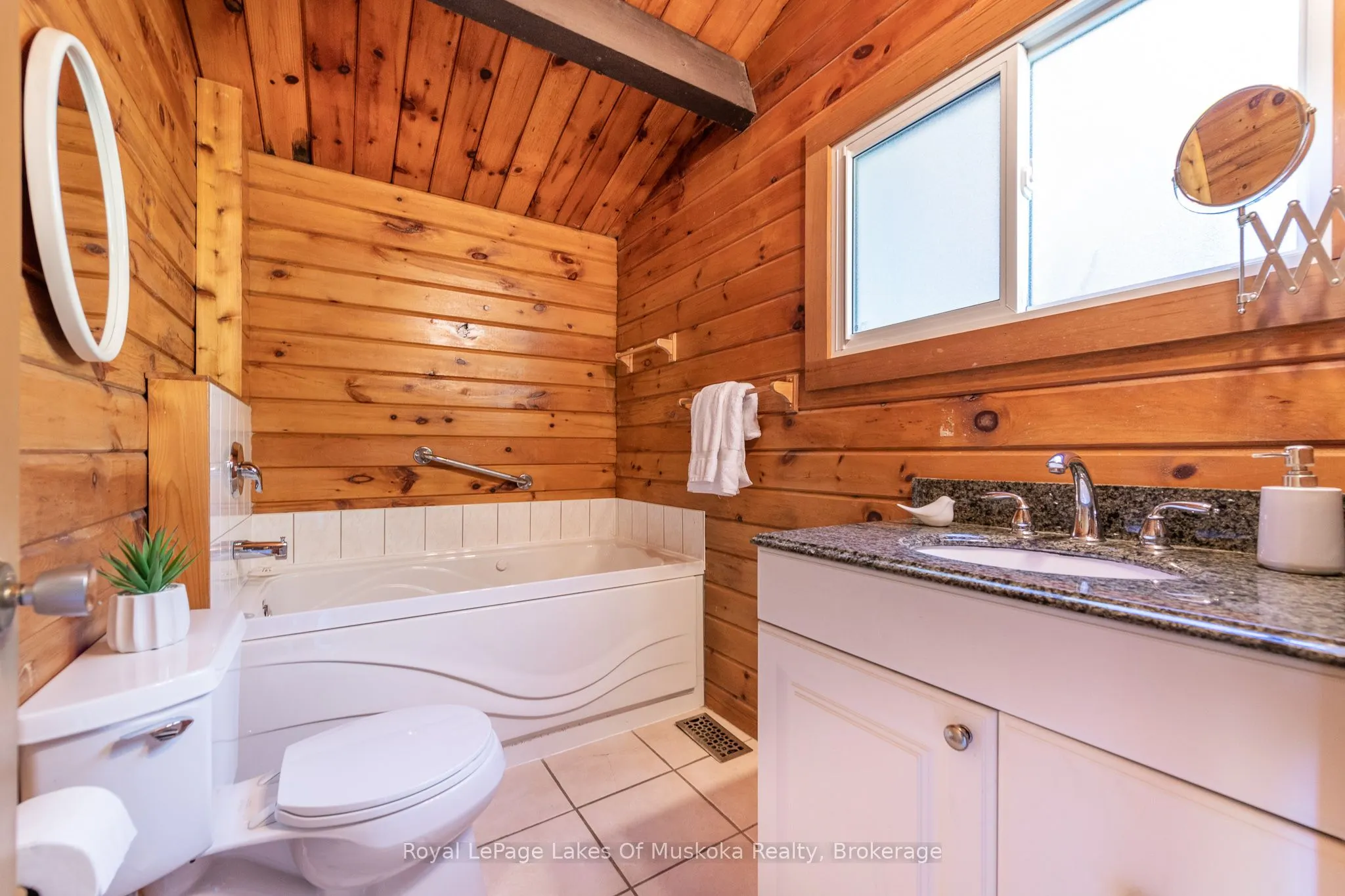 172 Chalet Crescent