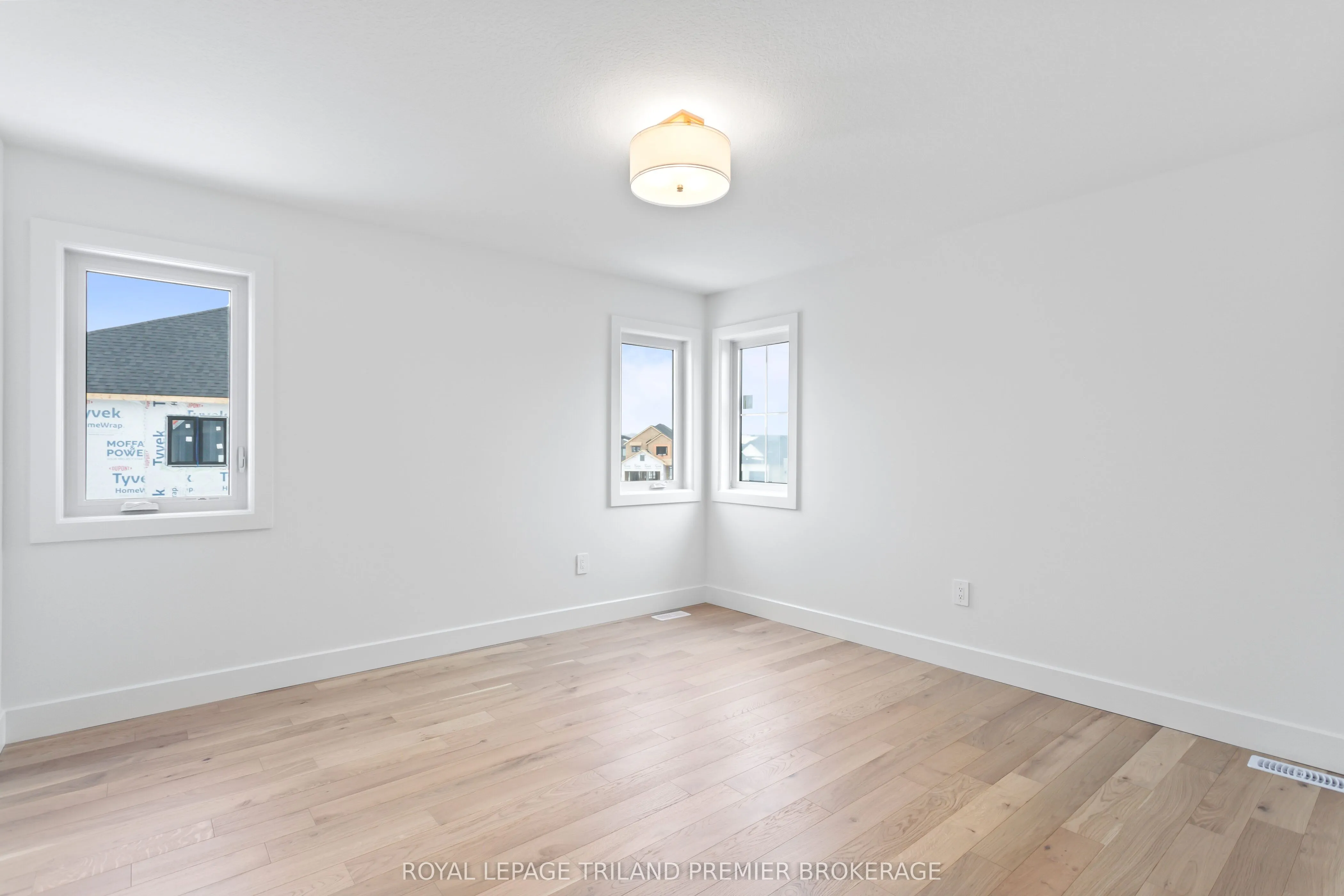 1378 BUSH HILL LINK