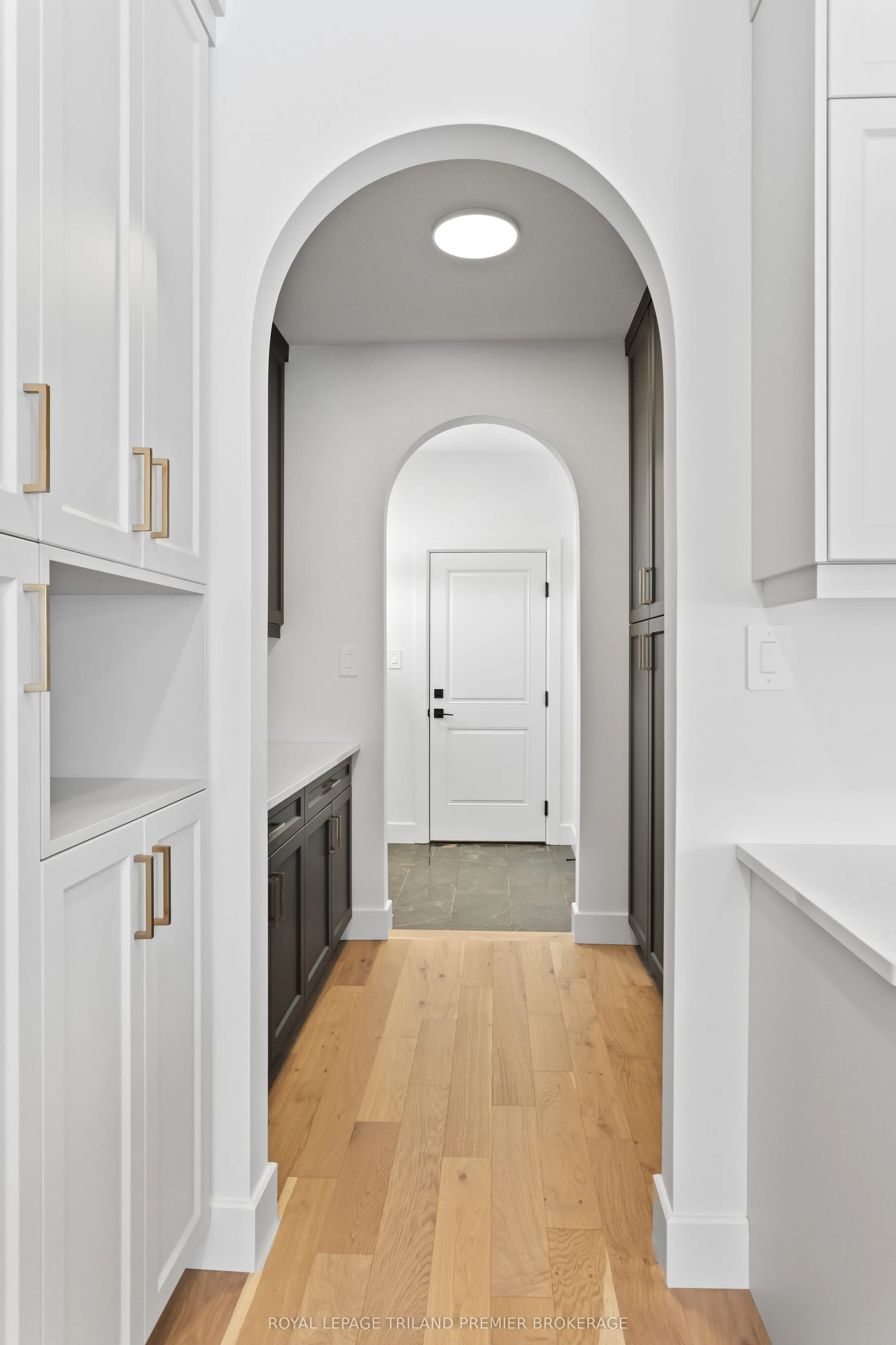 1378 BUSH HILL LINK