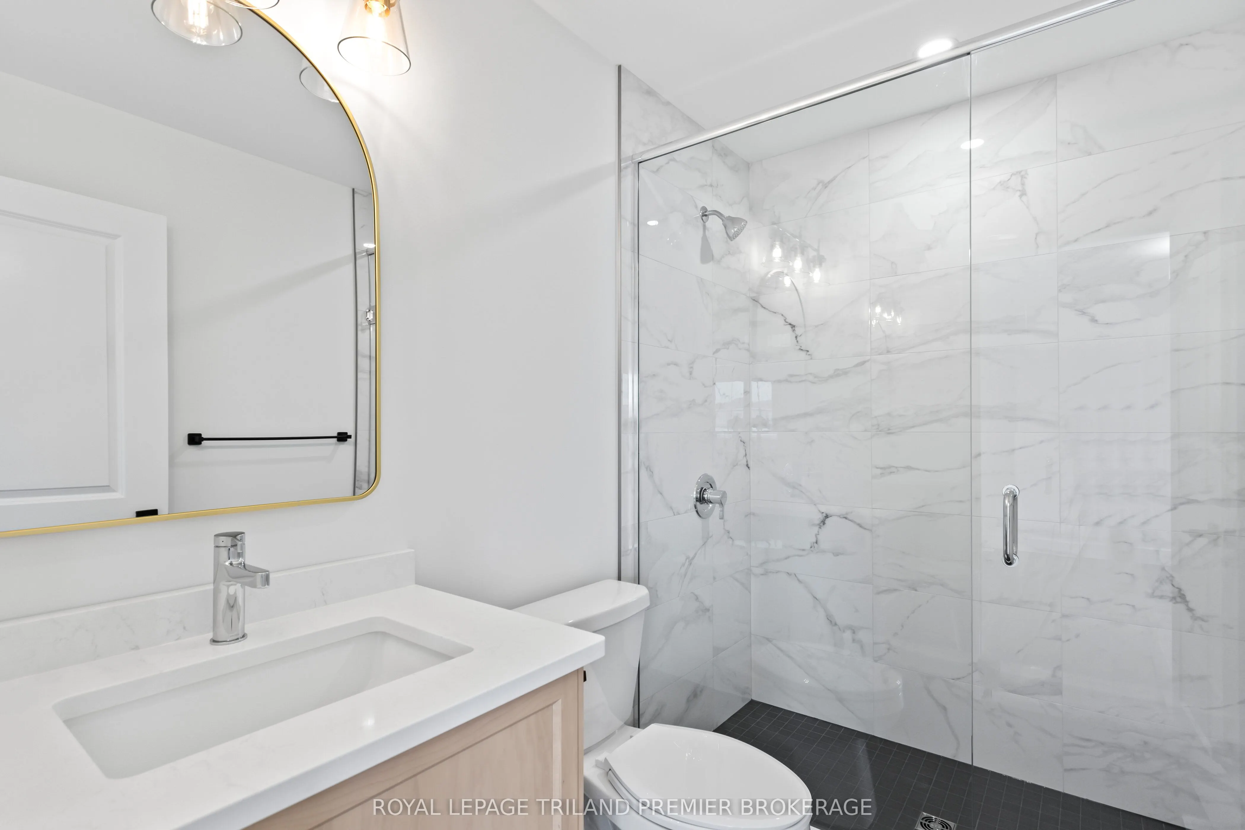 1378 BUSH HILL LINK