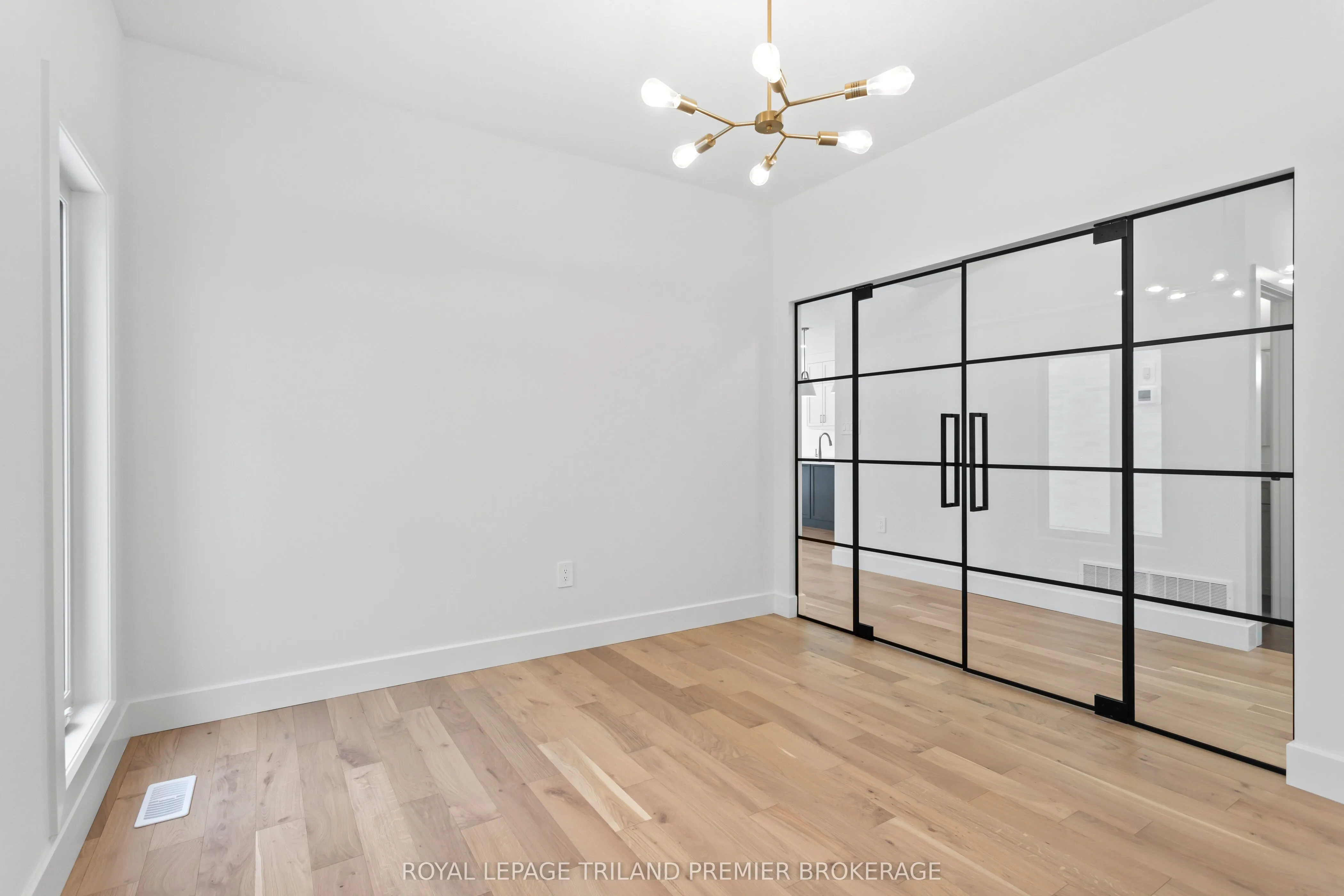 1378 BUSH HILL LINK
