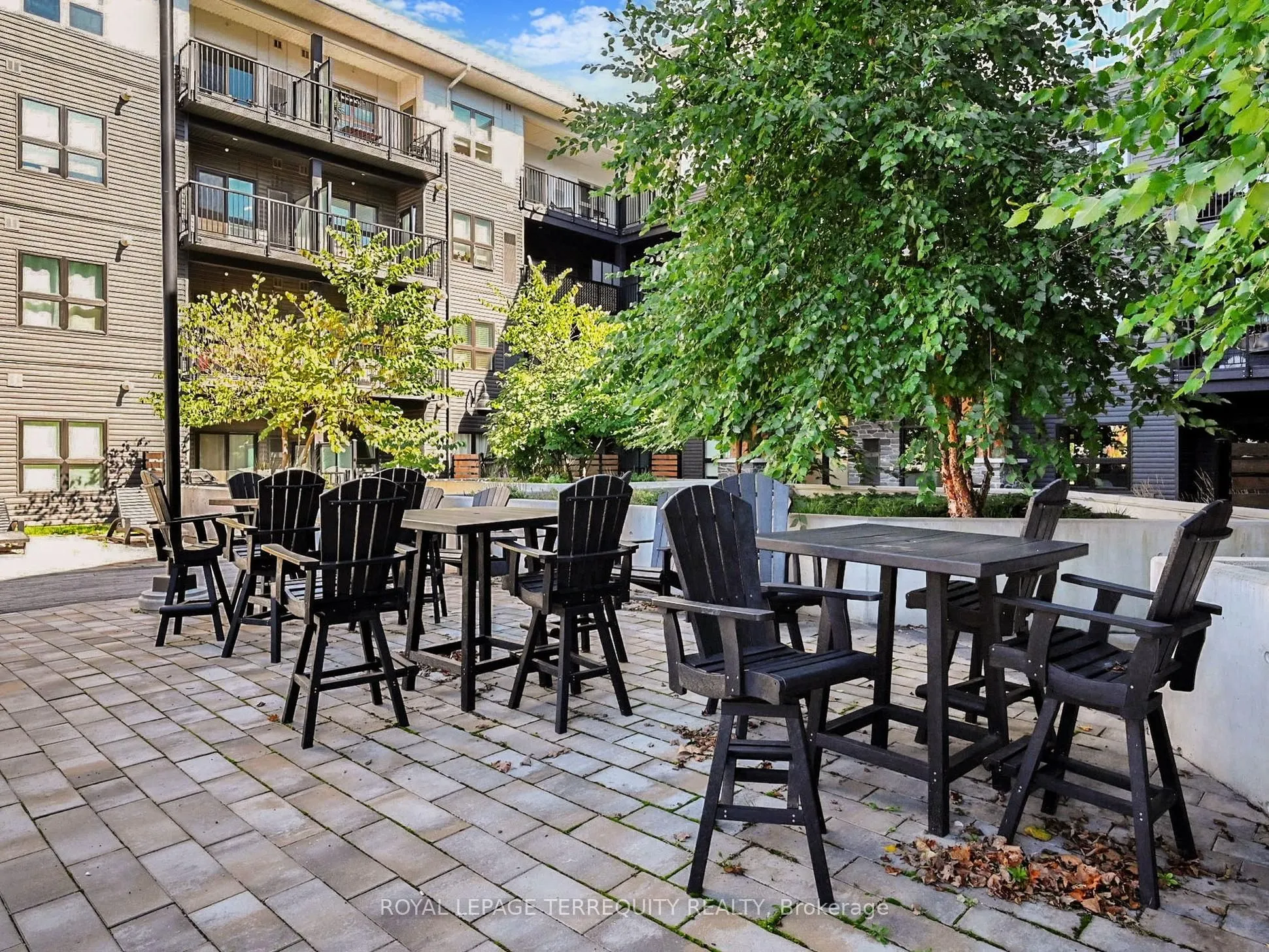 110 Fergus Avenue, #419