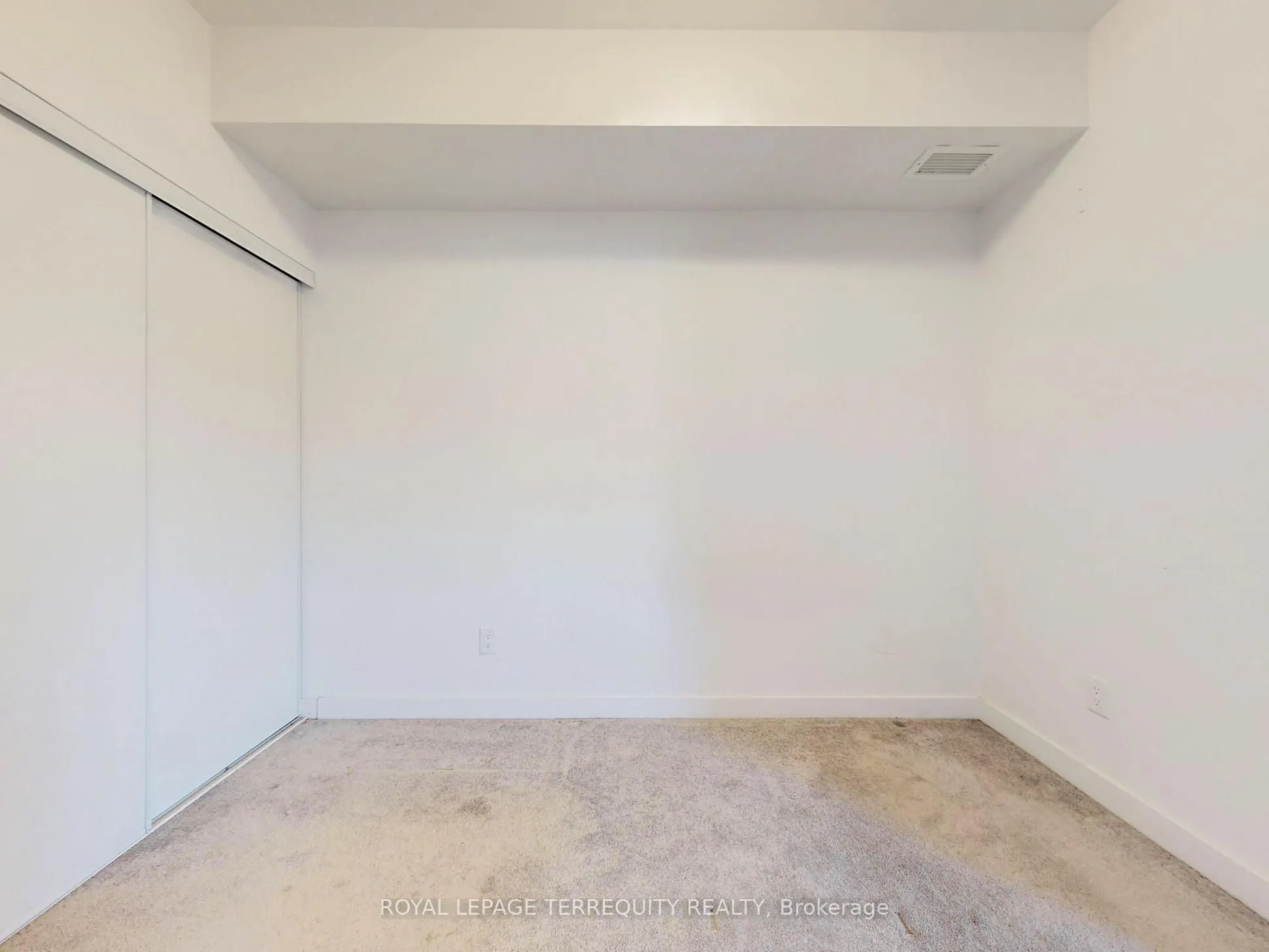 110 Fergus Avenue, #419