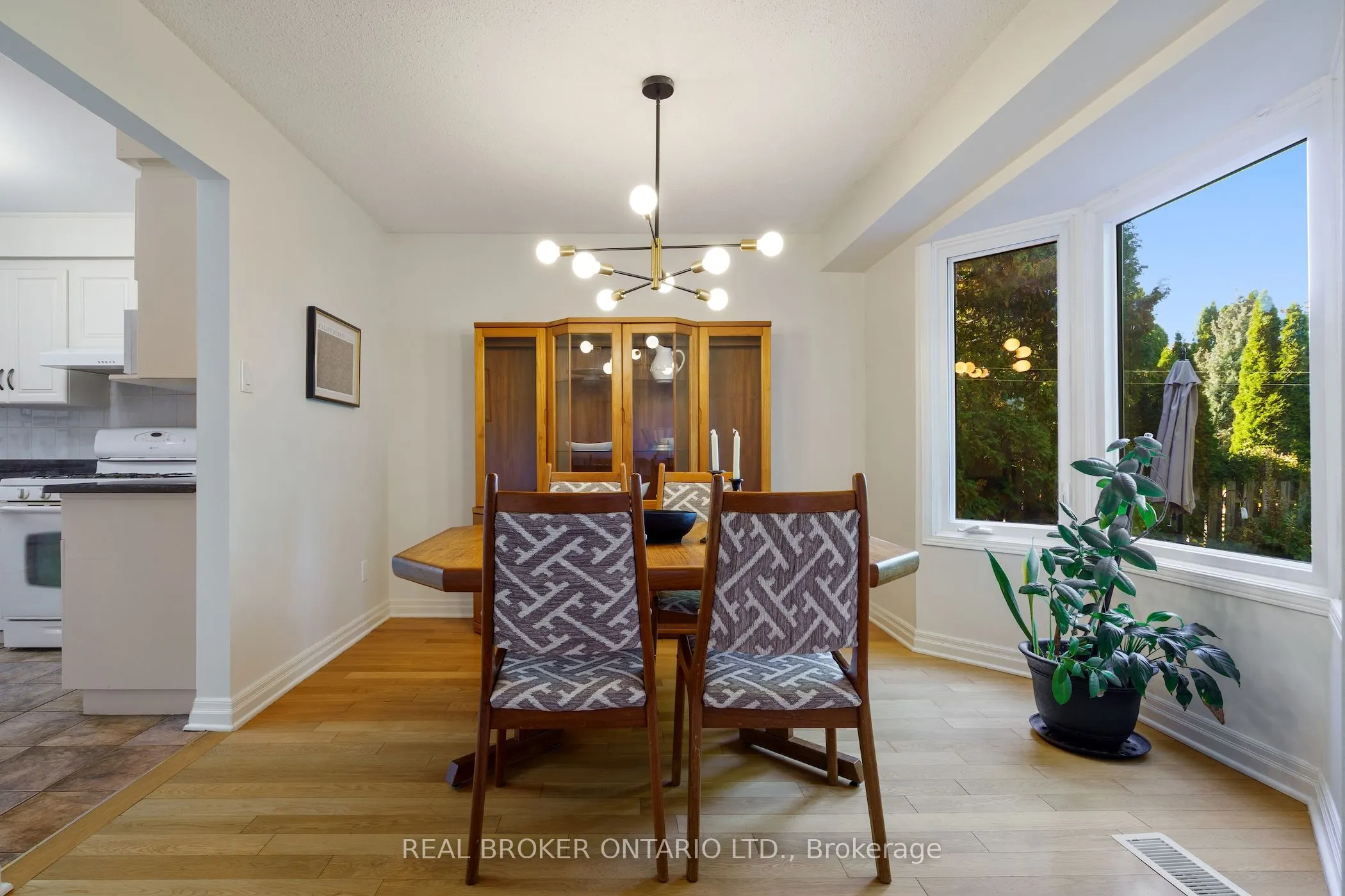 15 Blue Forest Drive