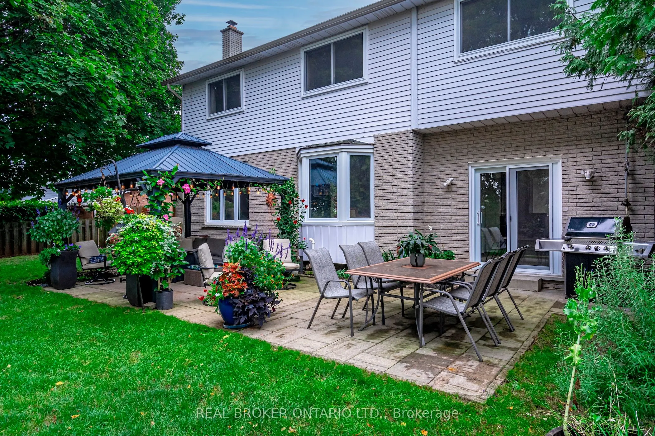 15 Blue Forest Drive