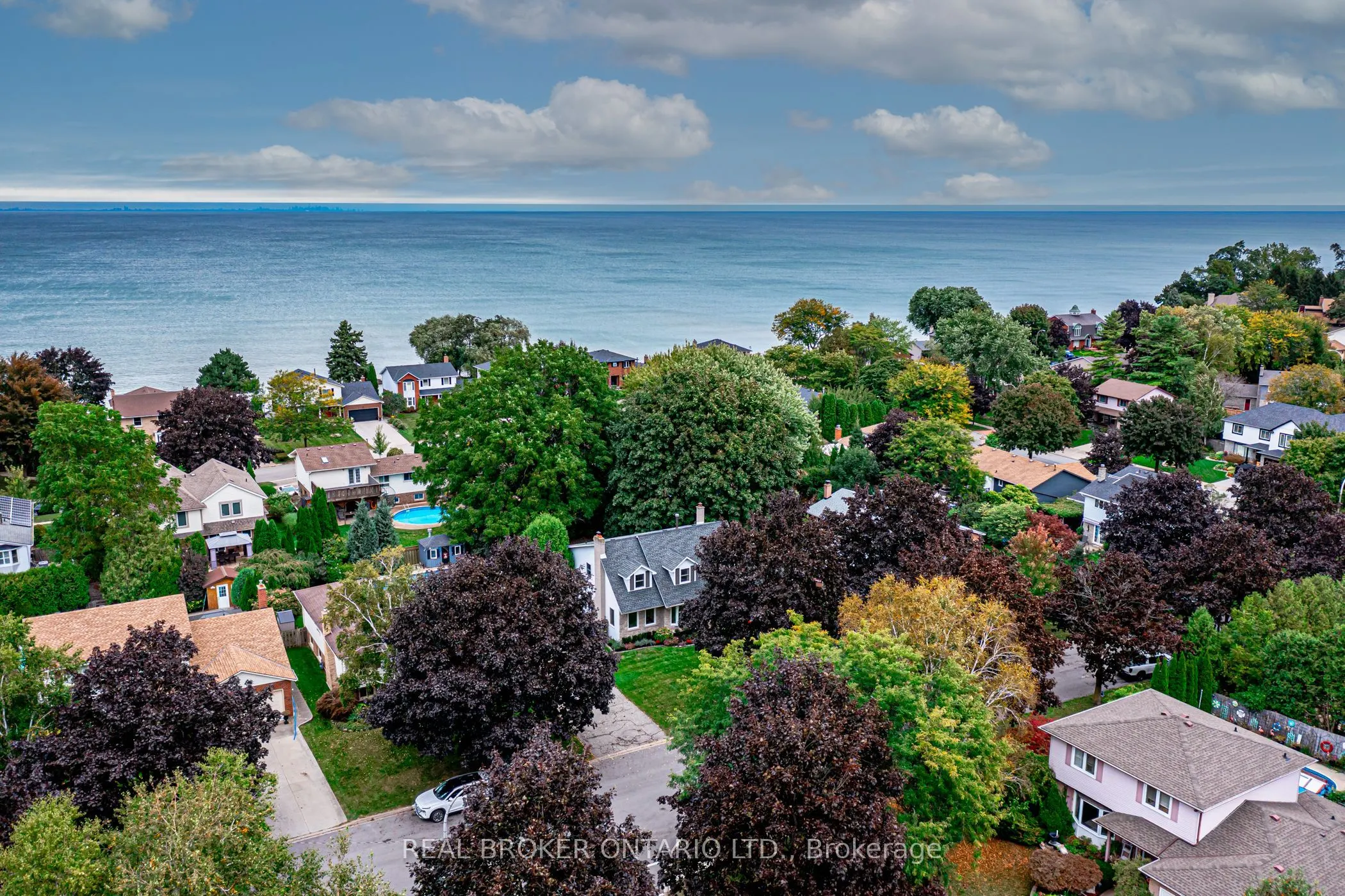 15 Blue Forest Drive