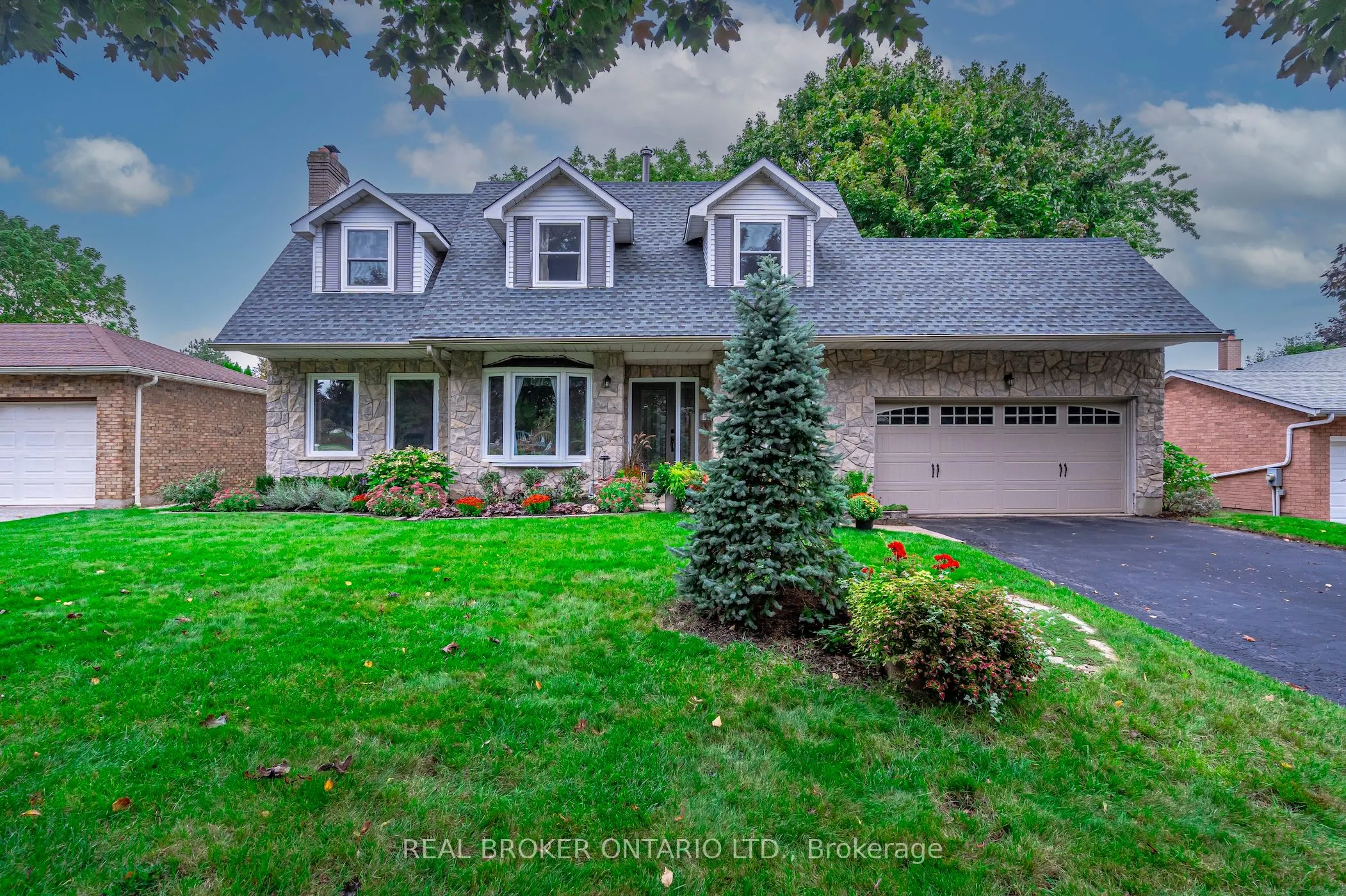 15 Blue Forest Drive