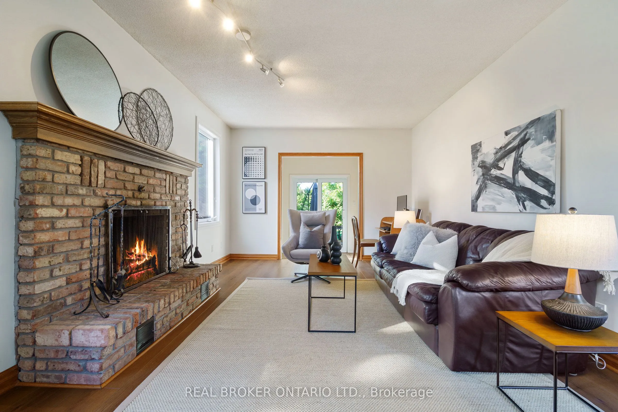 15 Blue Forest Drive