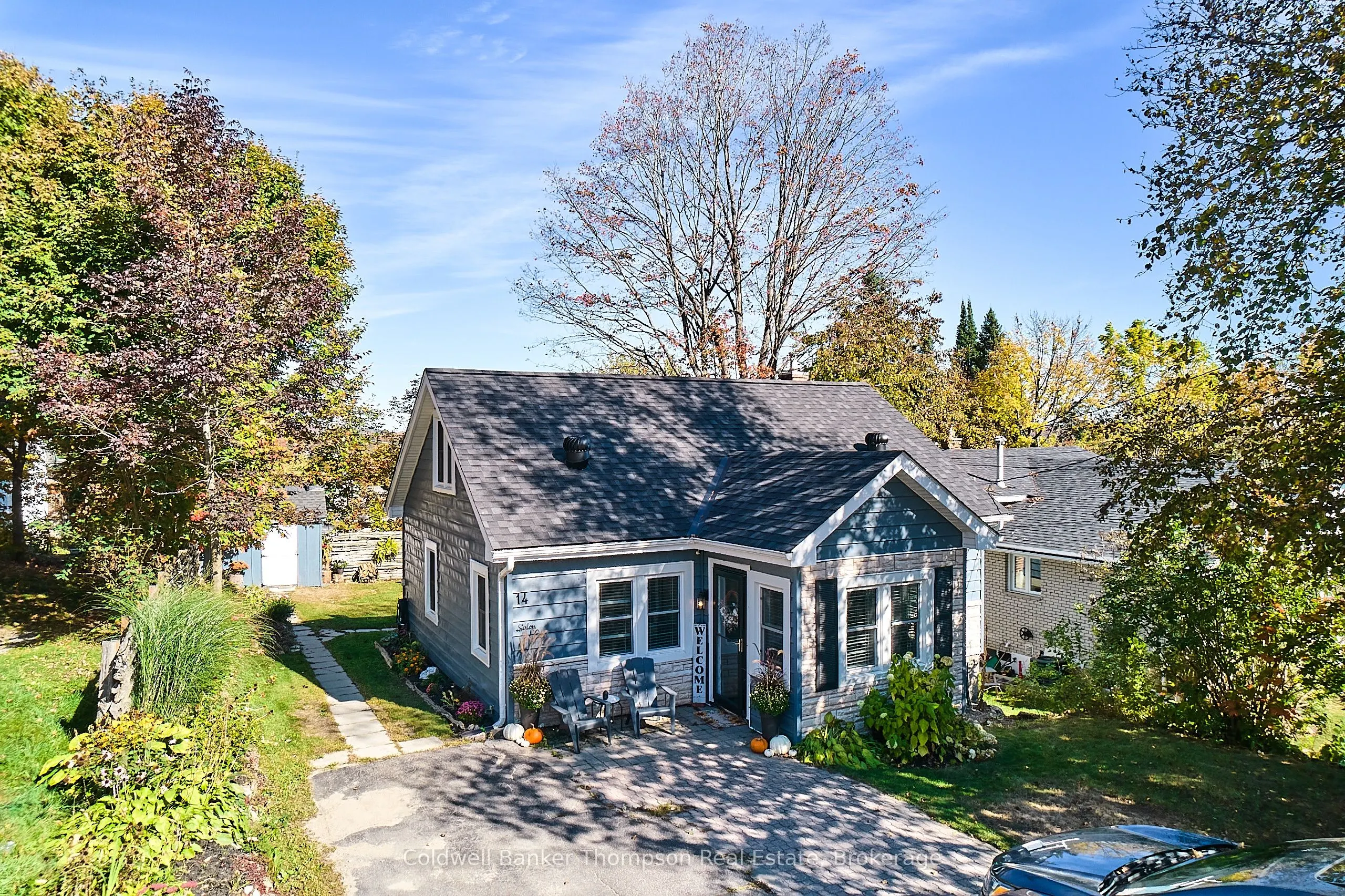 14 Cora Street W
