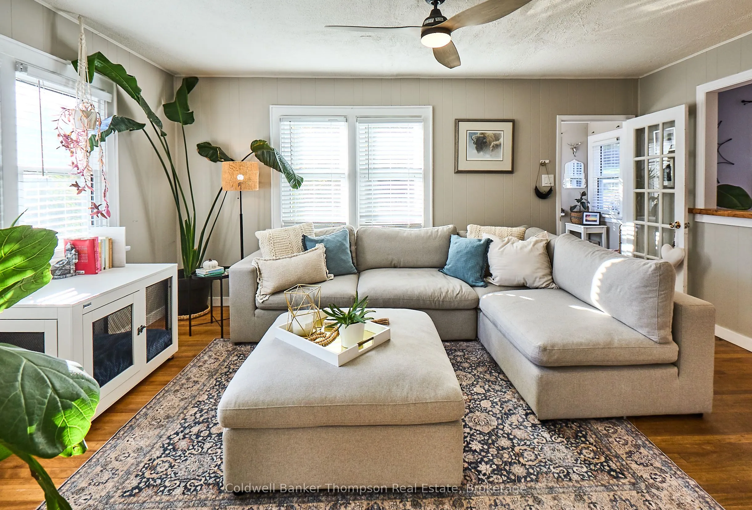 14 Cora Street W
