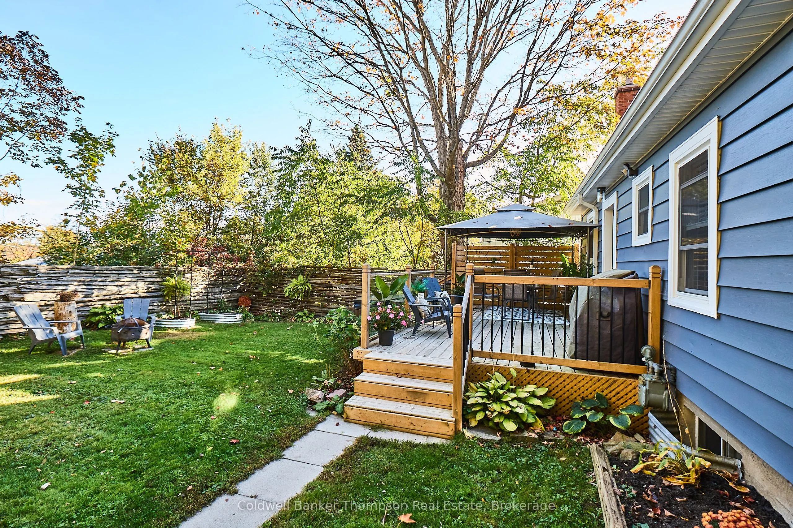 14 Cora Street W