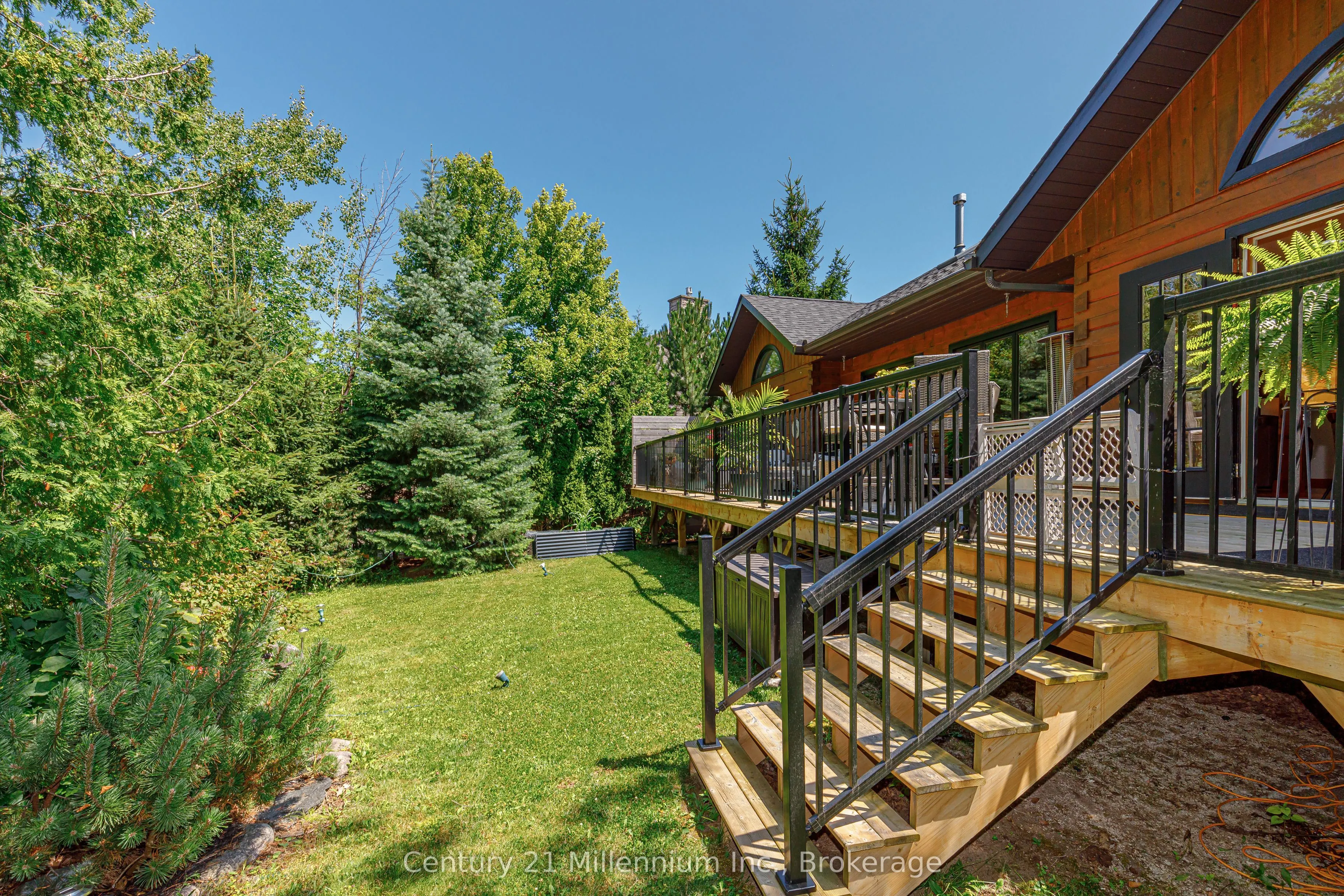 108 Cortina Crescent