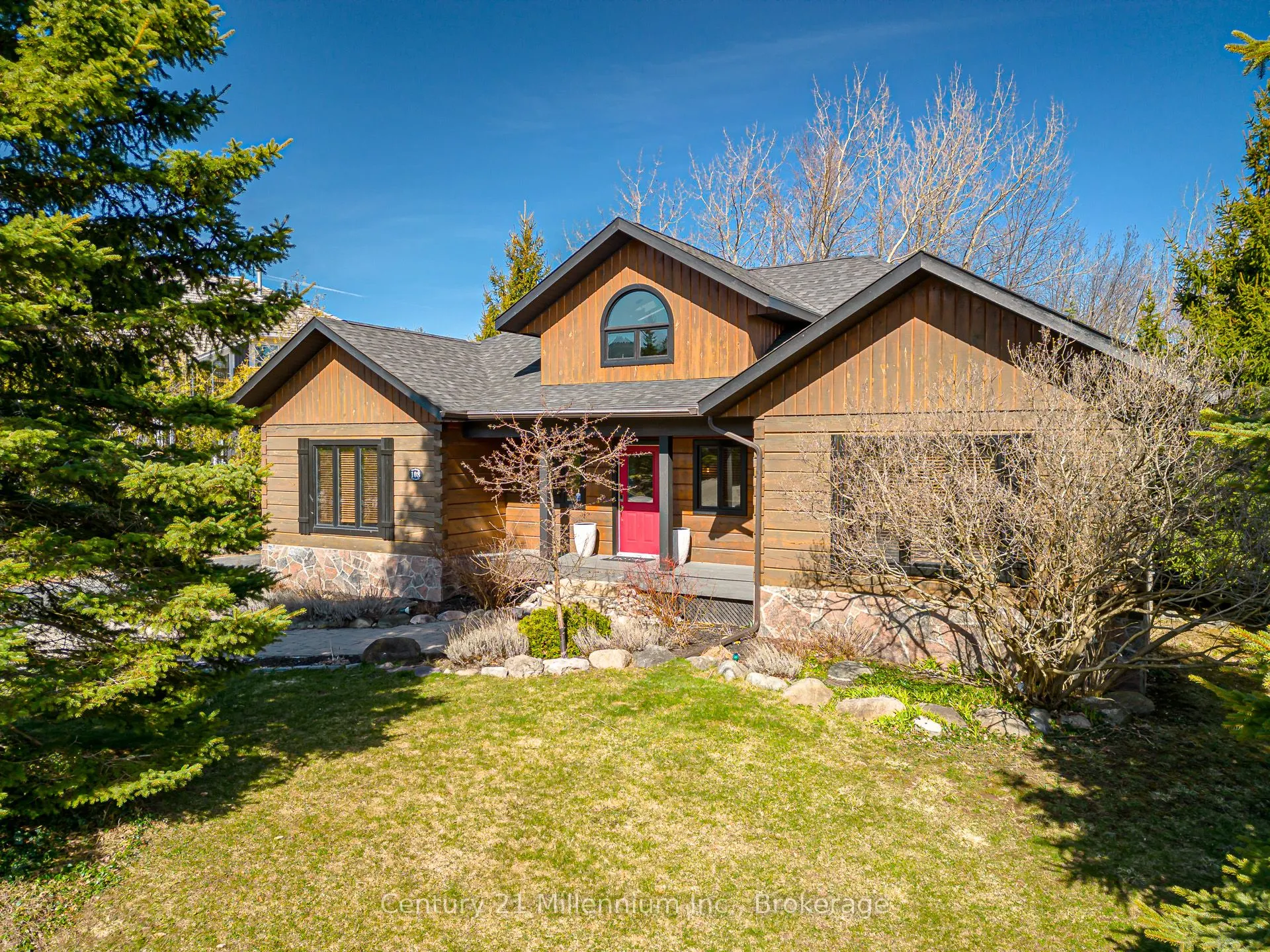 108 Cortina Crescent