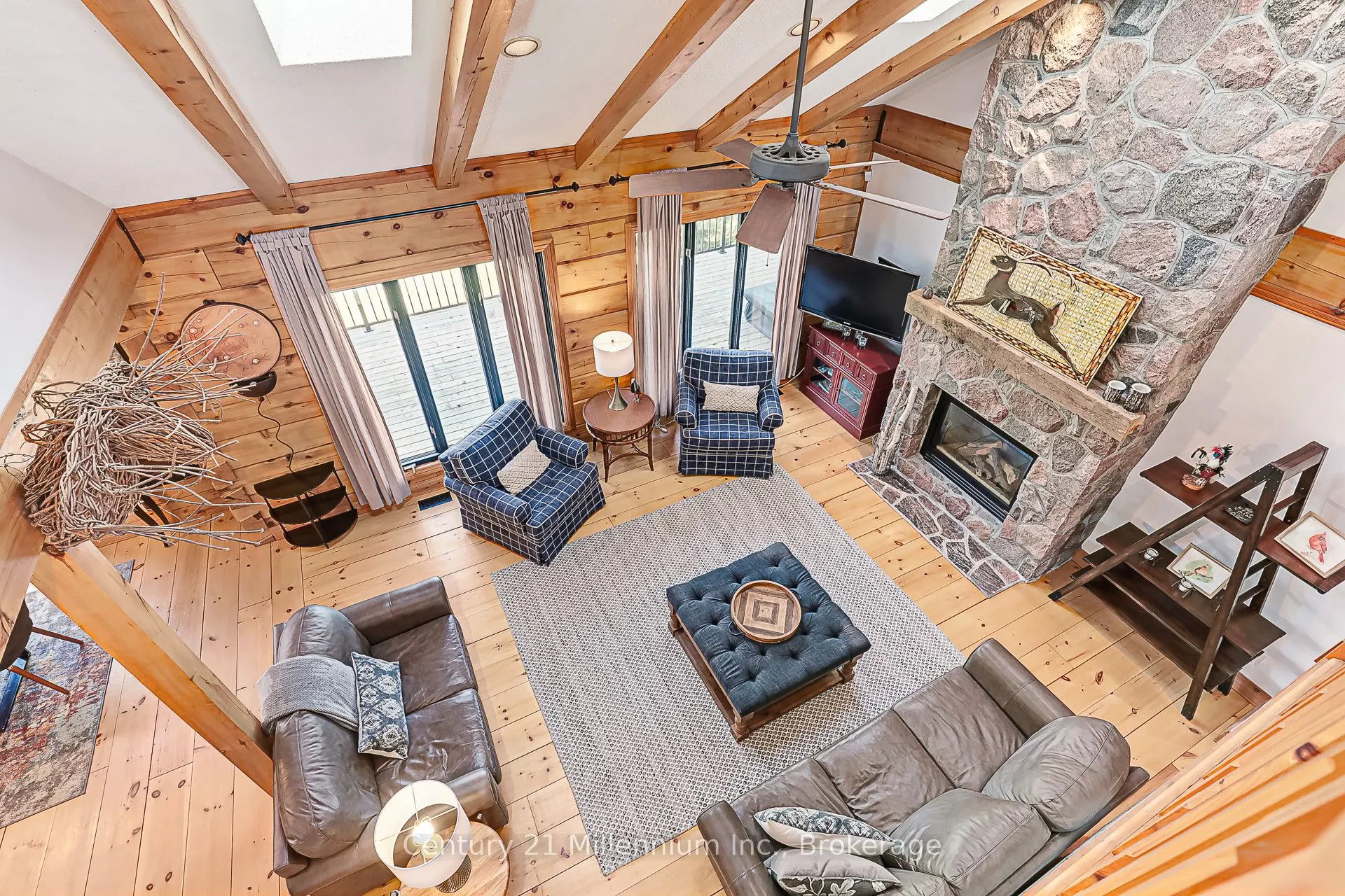 108 Cortina Crescent