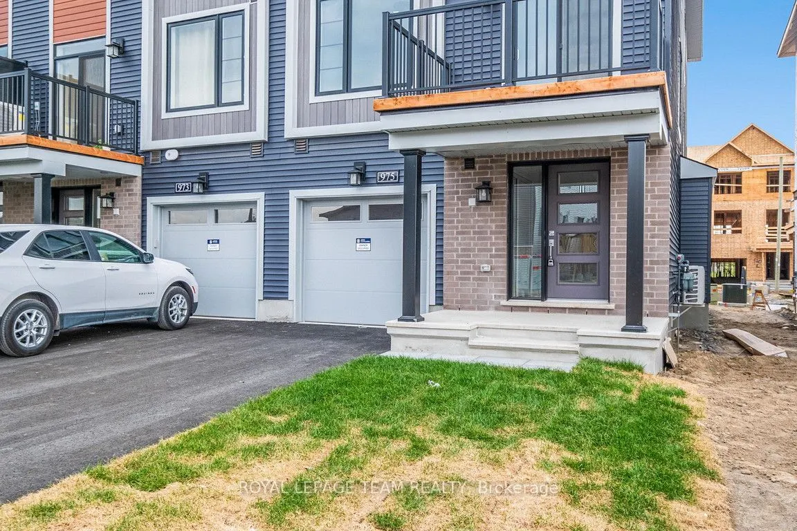 975 Athenry Court