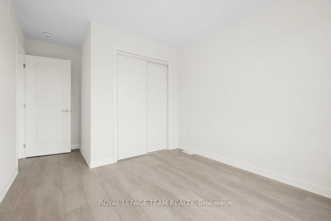 975 Athenry Court